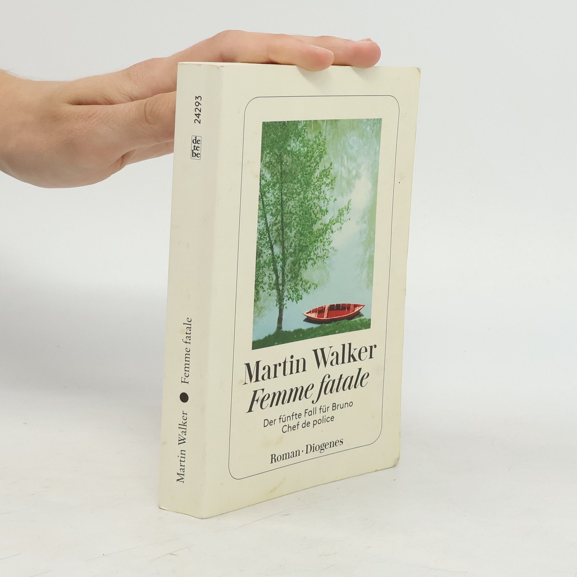Martin Walker Femme fatale