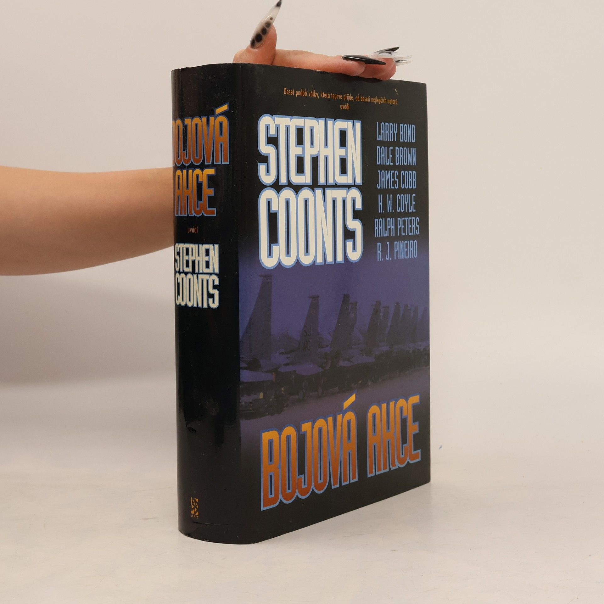 Stephen Coonts Bojová akce