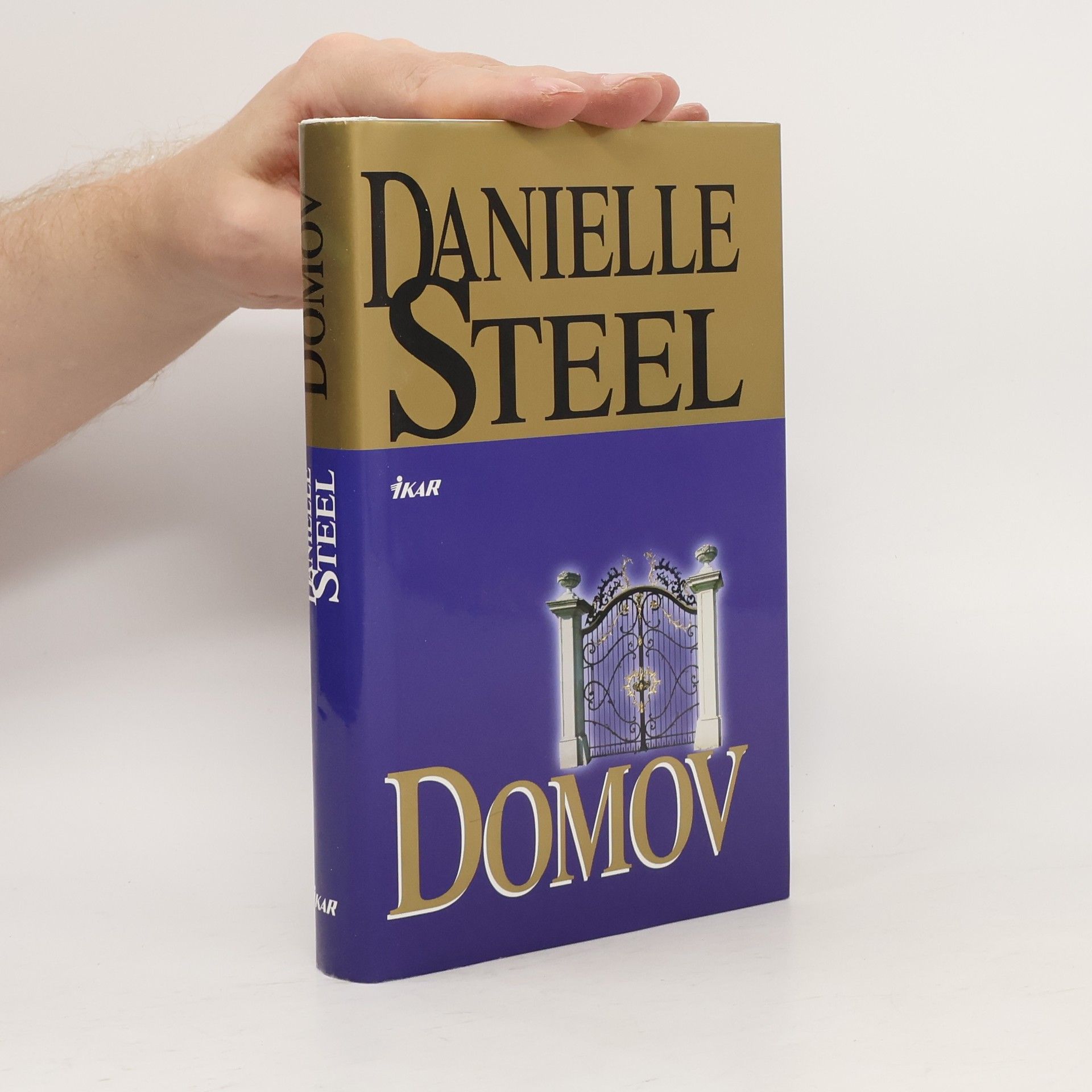Danielle Steel Domov