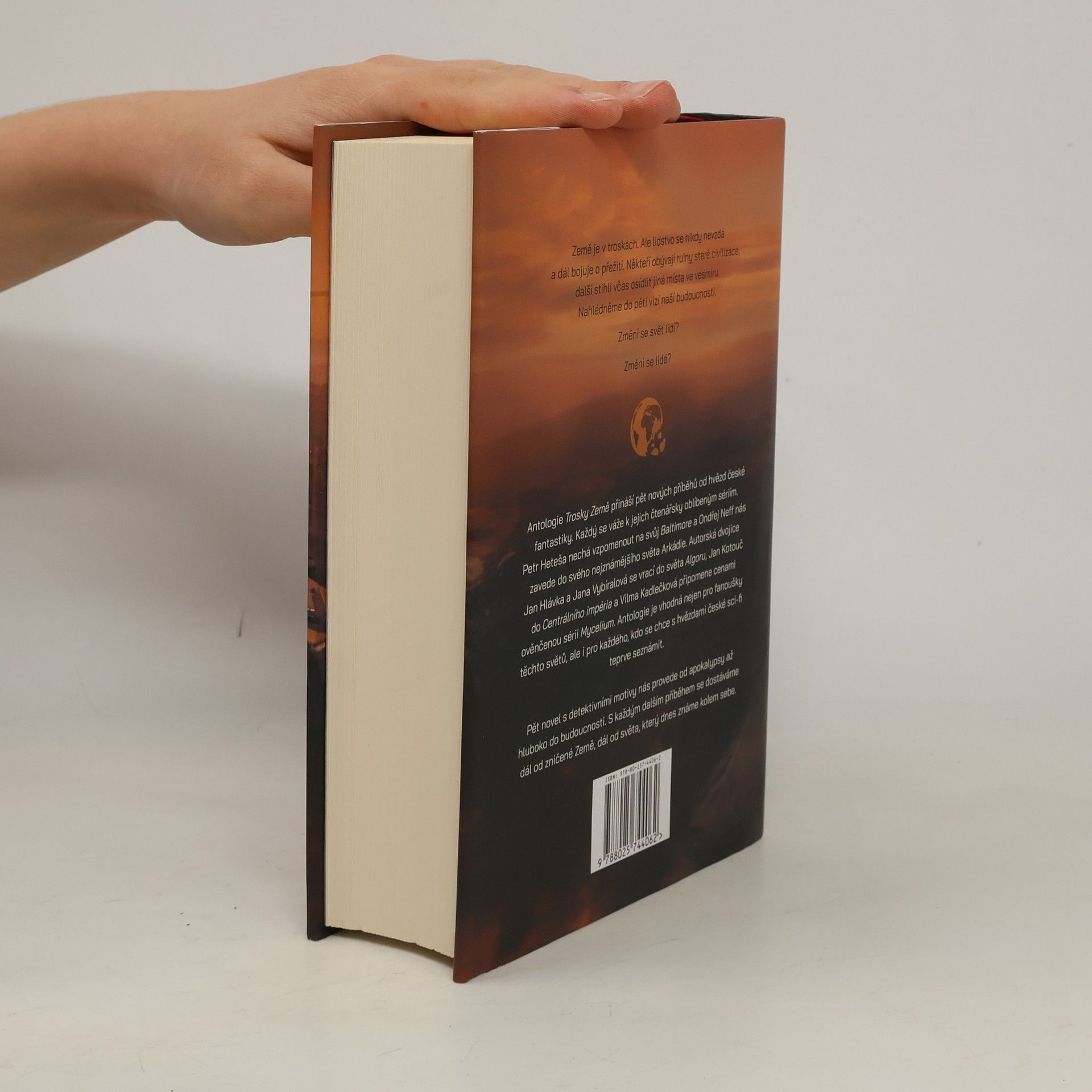Various authors Trosky země. Antologie české science fiction