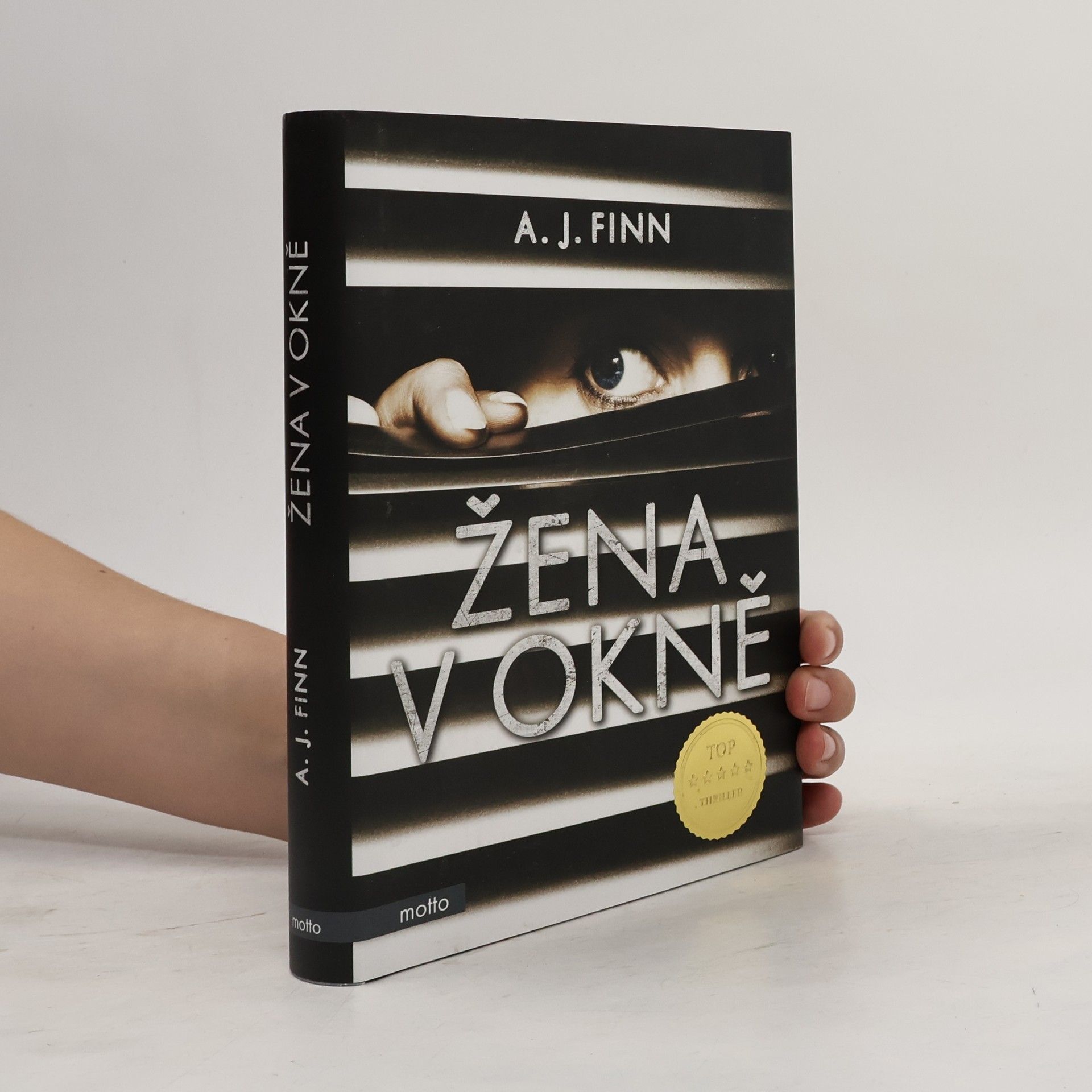 A. J. Finn Žena v okně