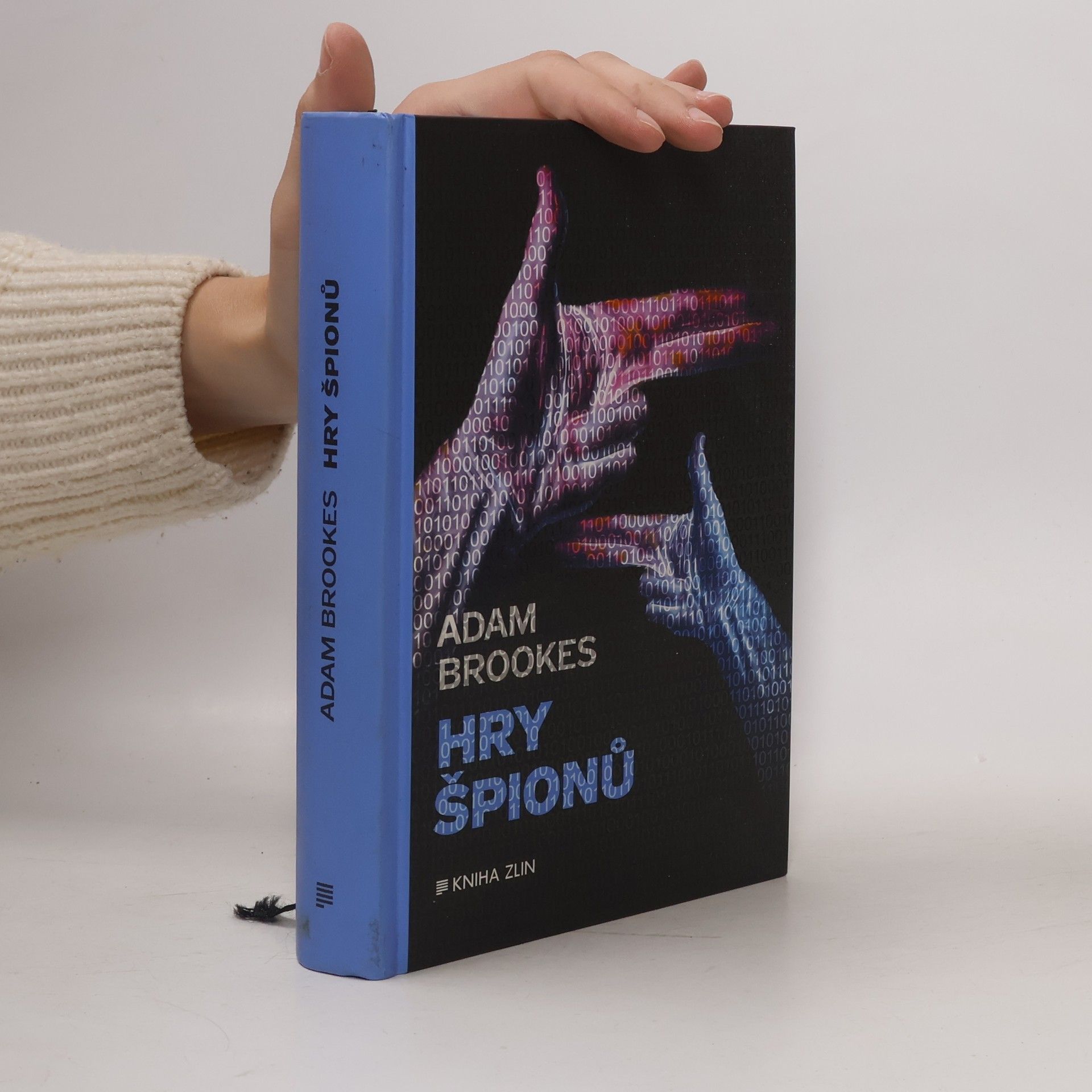 Adam Brookes Hry špionů