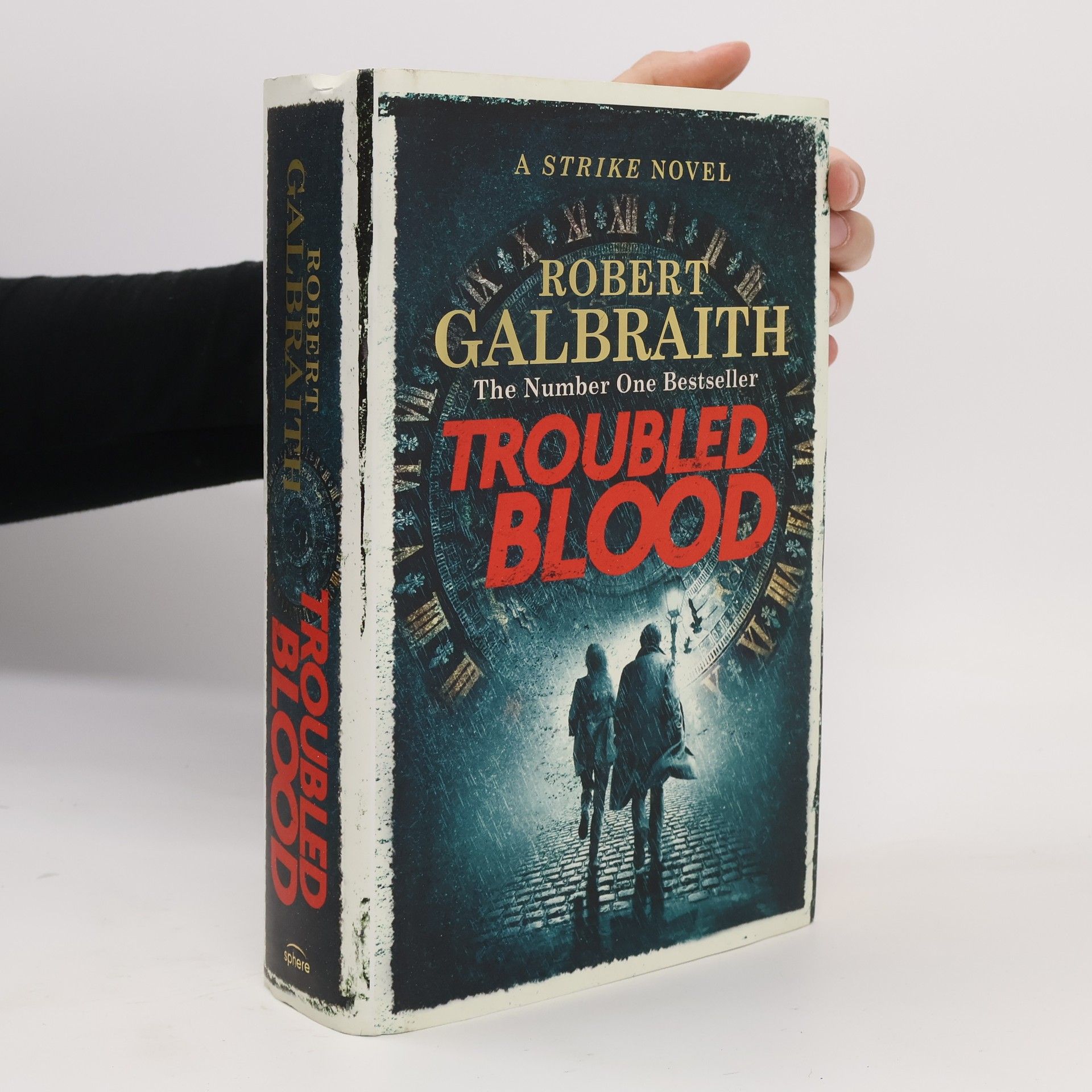 Joanne K. Rowlingová Troubled blood : a Strike novel