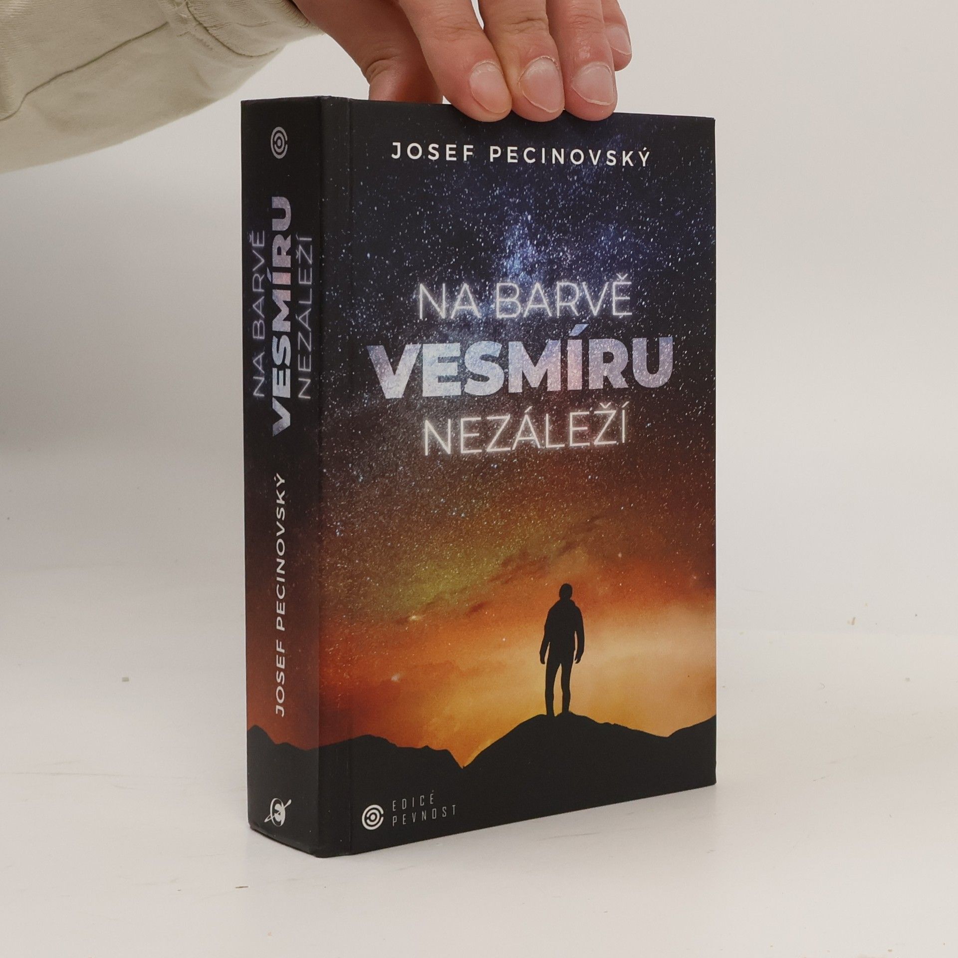 Josef Pecinovský Na barvě vesmíru nezáleží