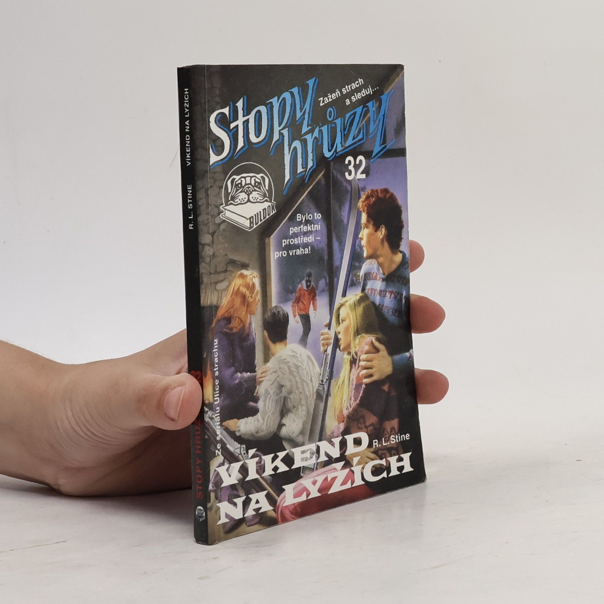R. L. Stine Víkend na lyžích. Stopy hrůzy 32