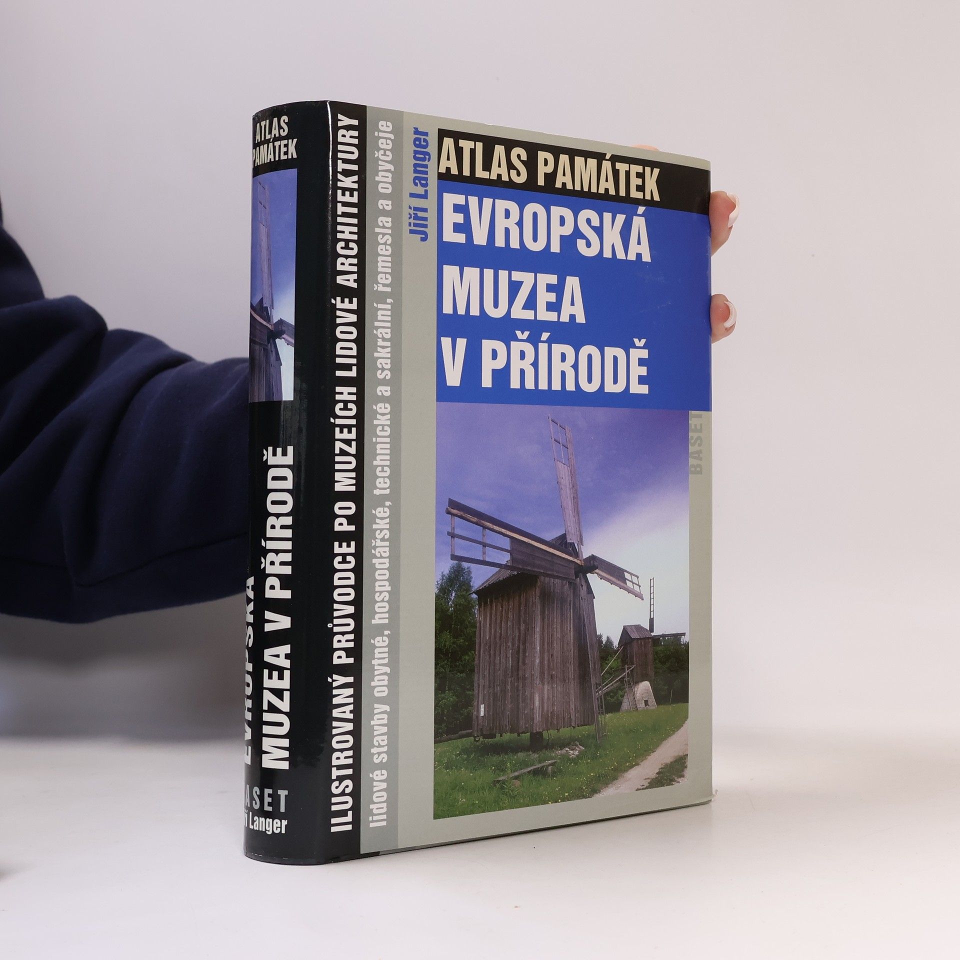 Jiří Langer Atlas památek. Evropská muzea v přírodě