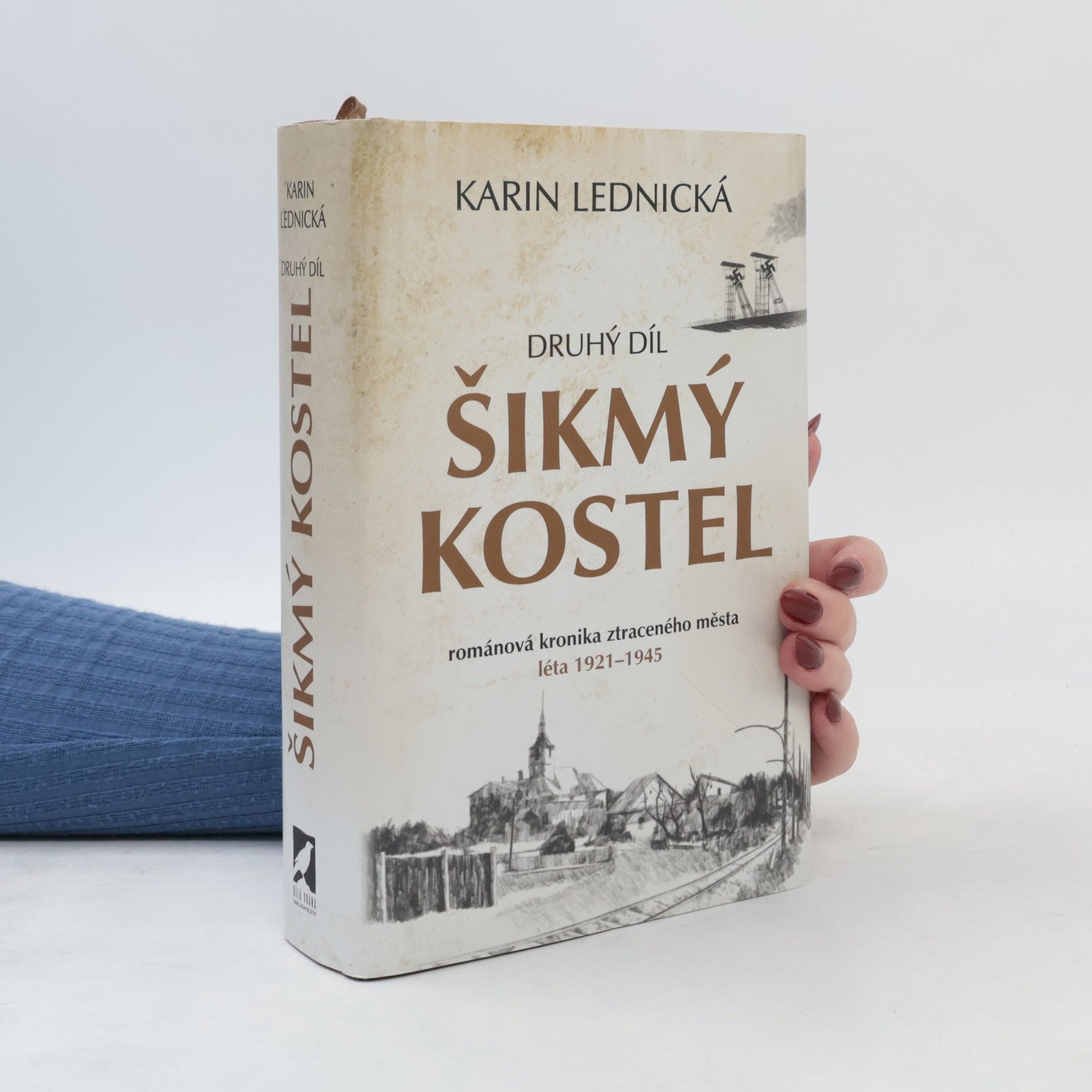 Karin Lednická Šikmý kostel 2