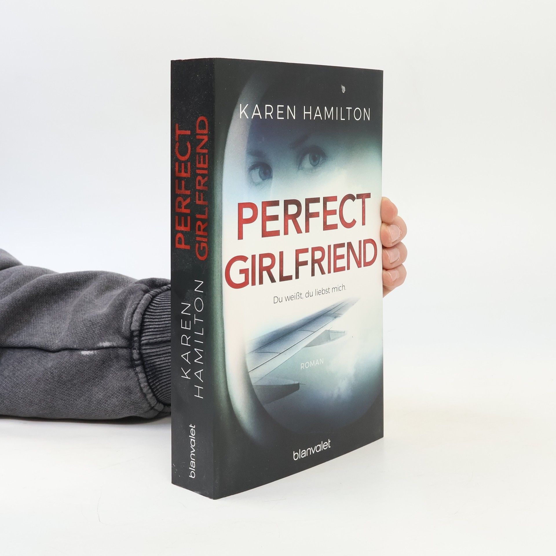 Karen Hamilton Perfect girlfriend