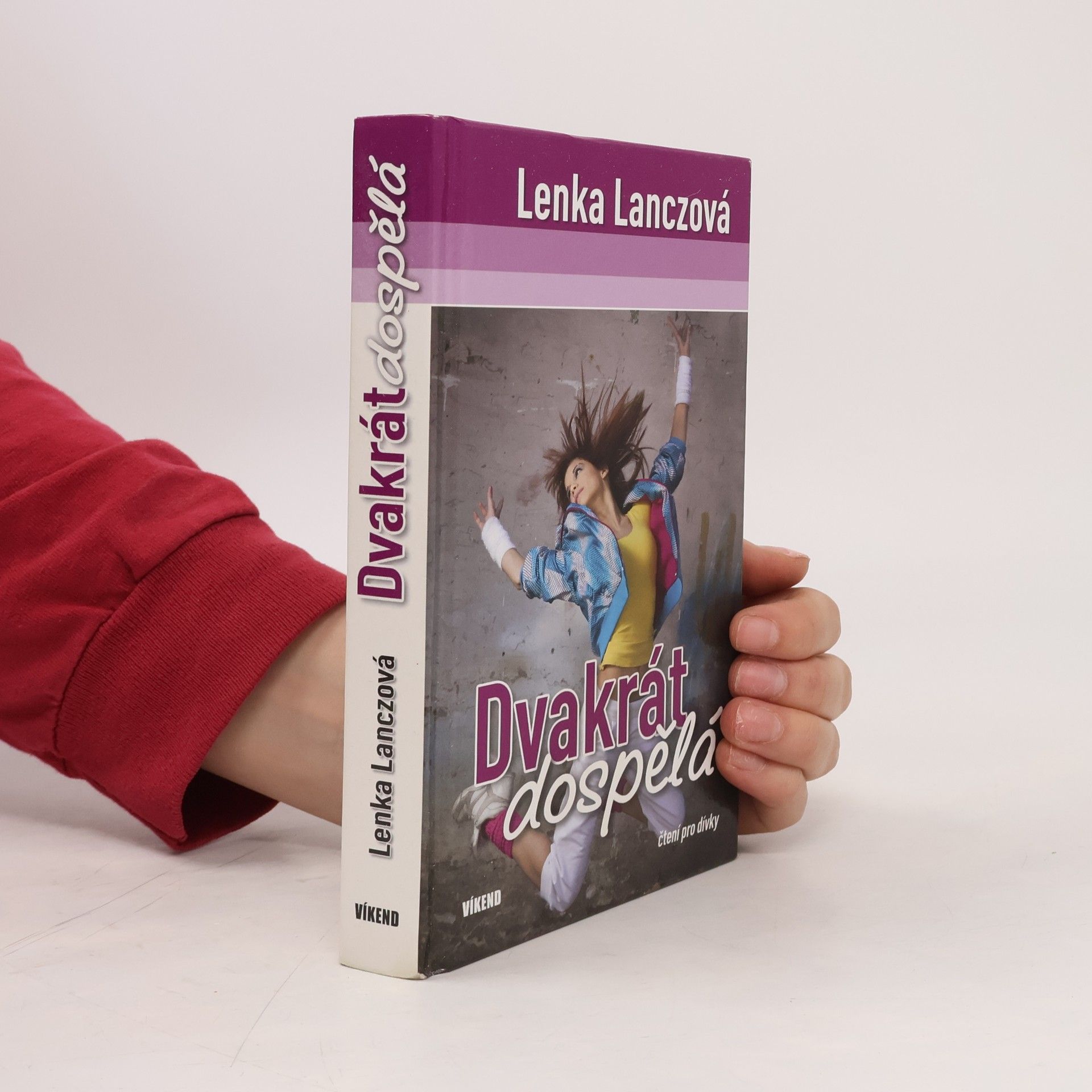 Lenka Lanczová Dvakrát dospělá