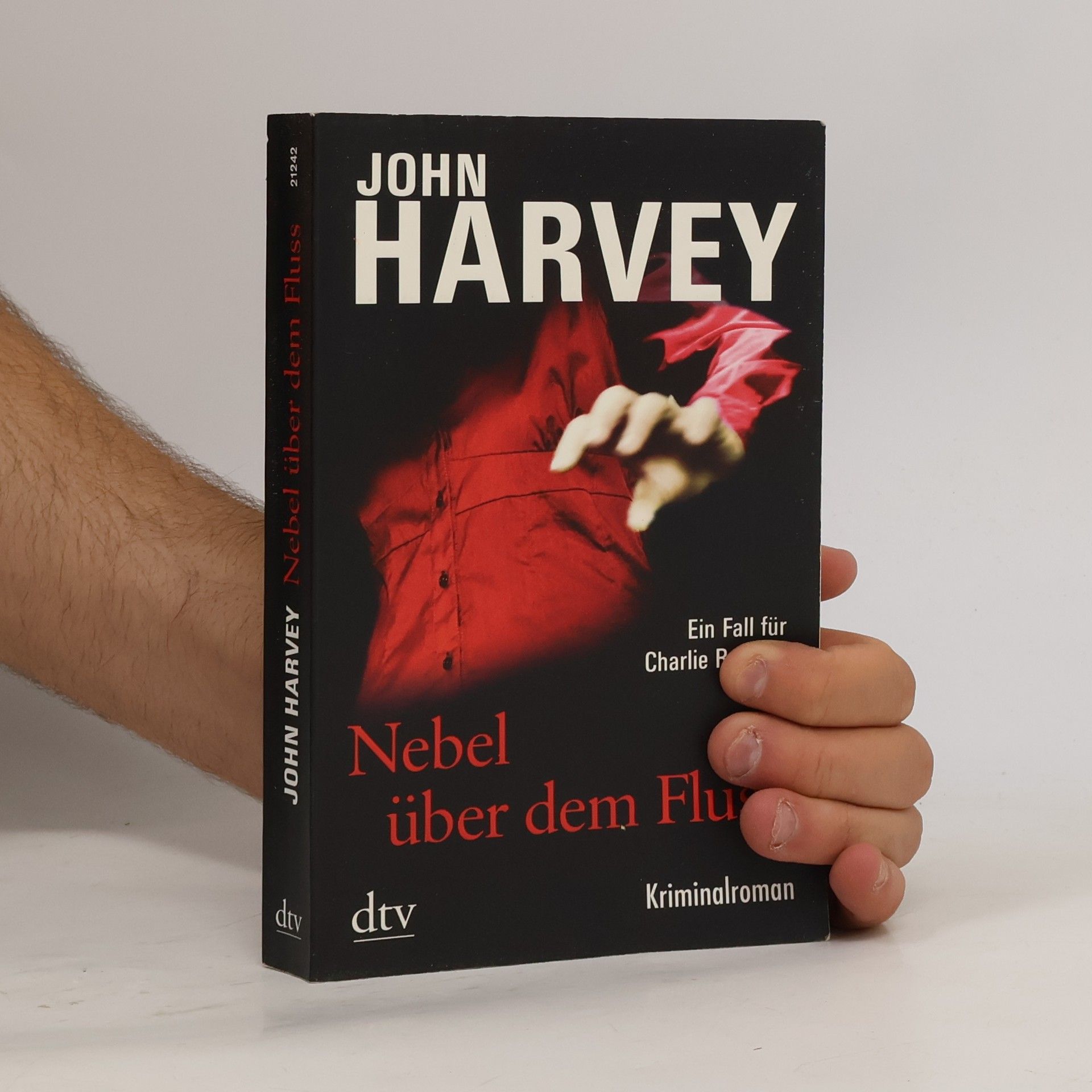 John Harvey Nebel über dem Fluss