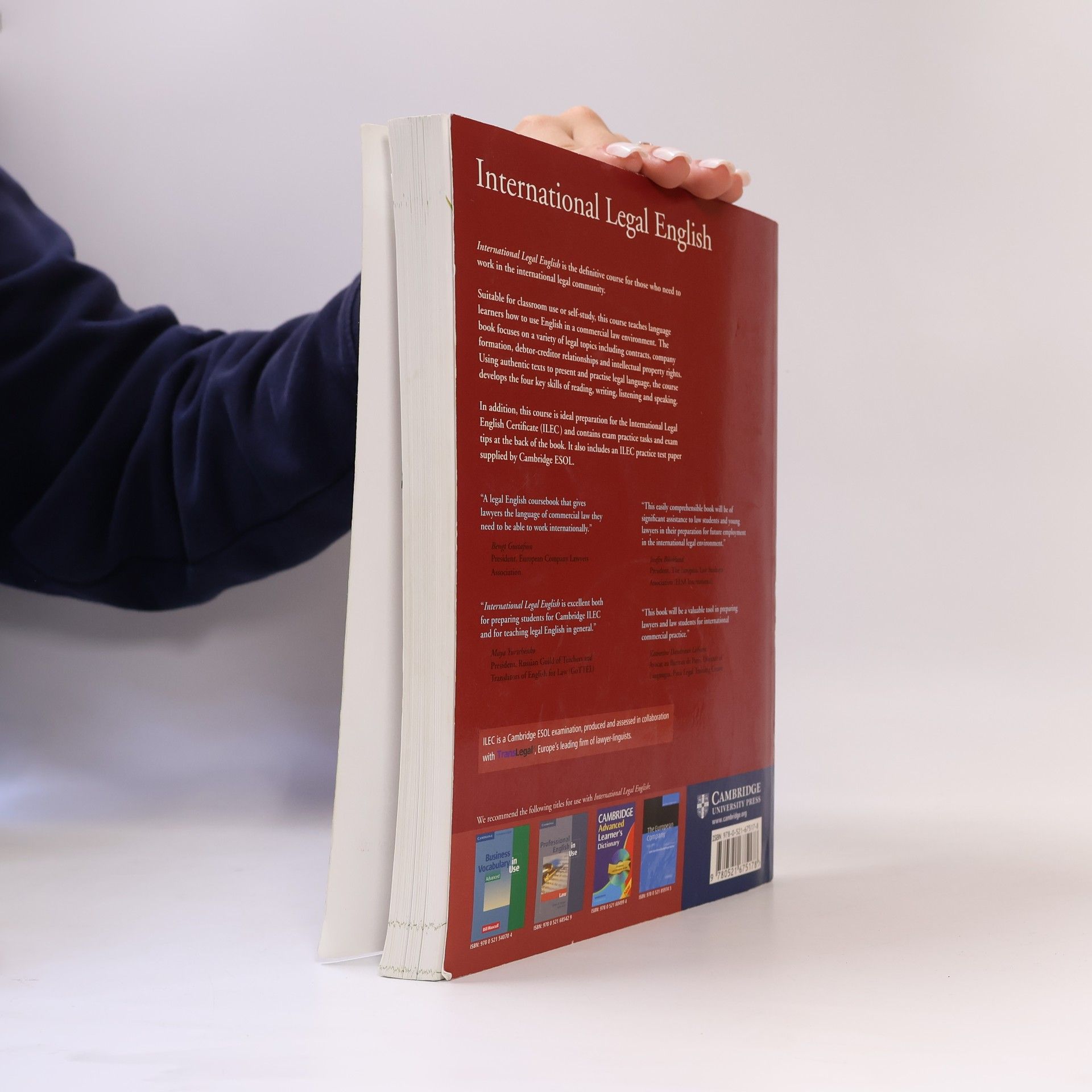 Amy Krois-Lindner International legal English : a course for classroom or self-study use : [suitable preparation for the International legal English certificate (ILEC)]