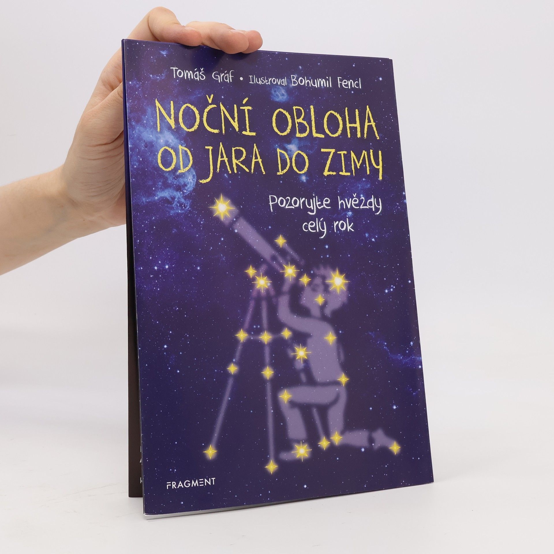 Noční obloha od jara do zimy