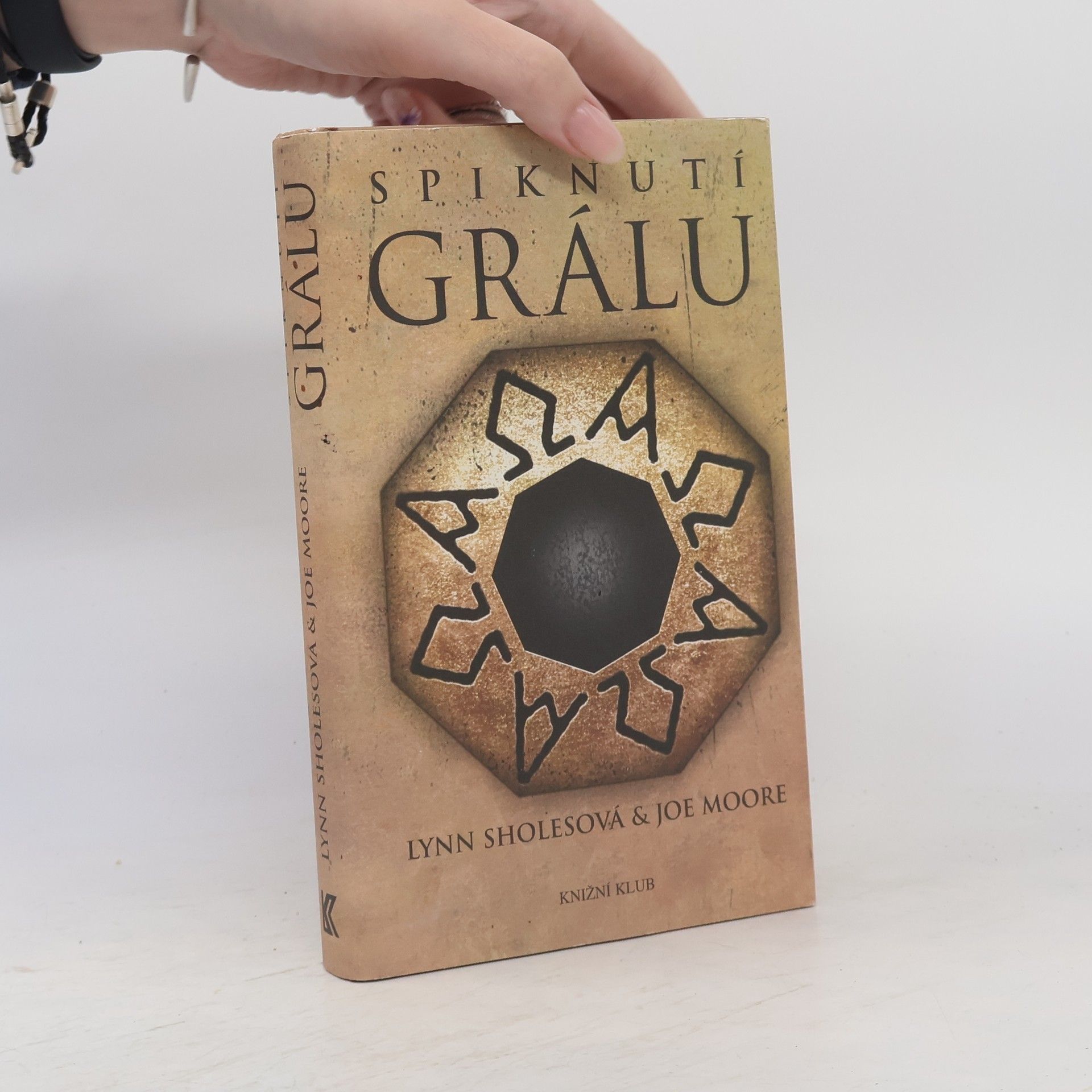 Joe Moore Spiknutí Grálu
