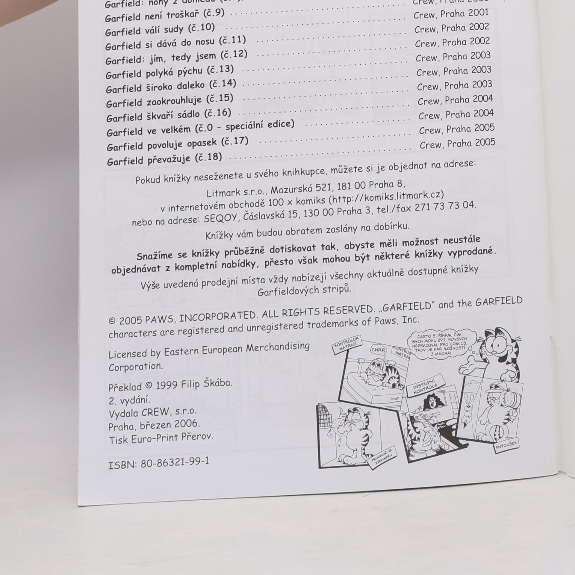 Jim Davis Garfield. Nohy z dohledu