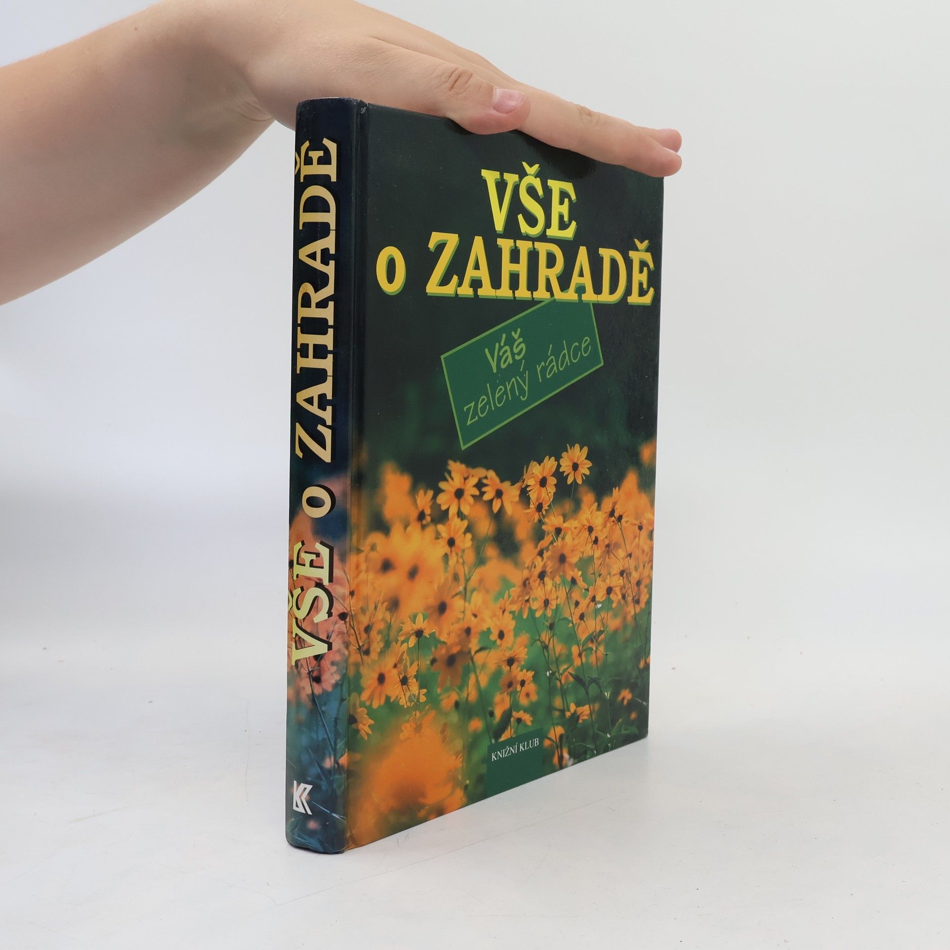 Katharina Adams Vše o zahradě