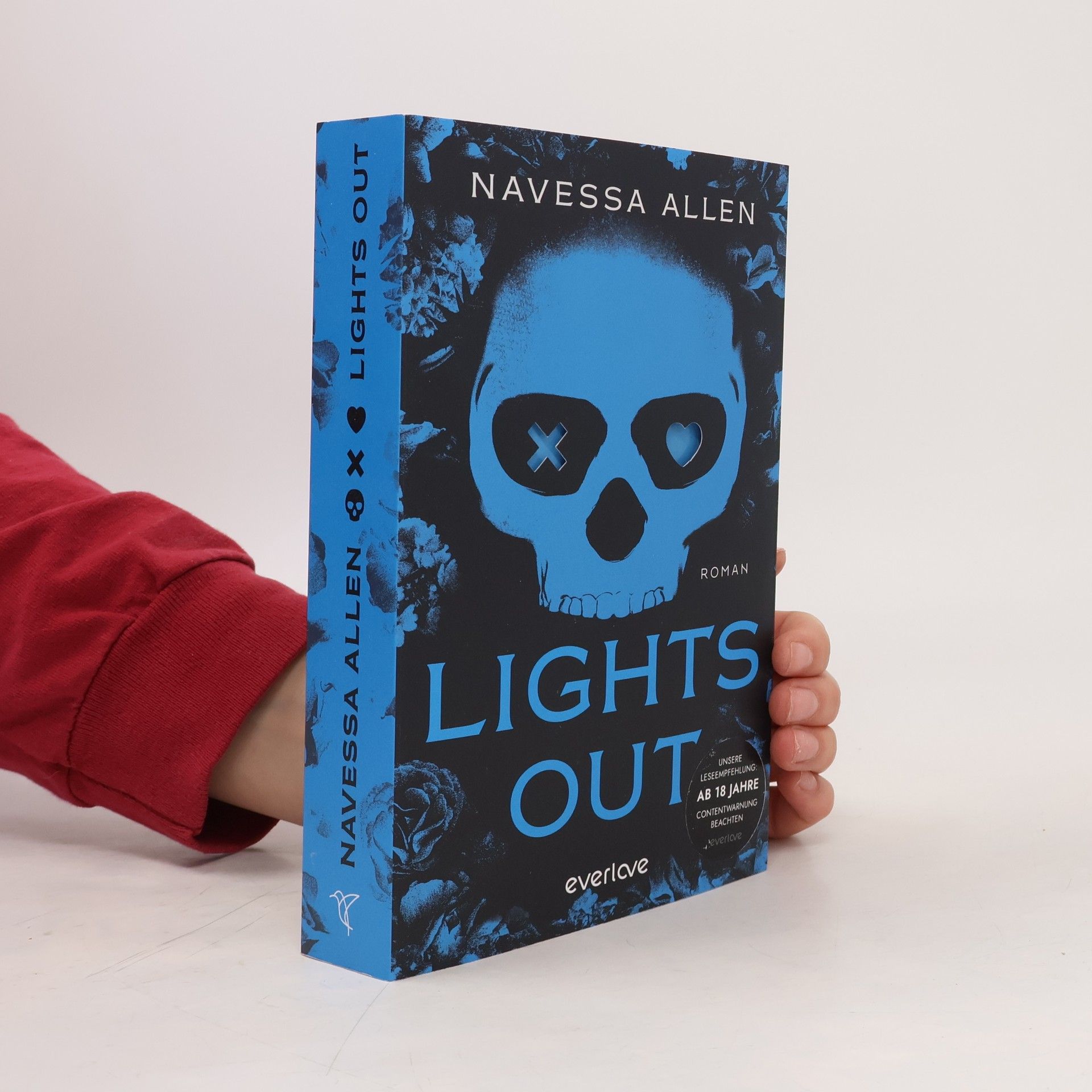 Navessa Allen Lights Out