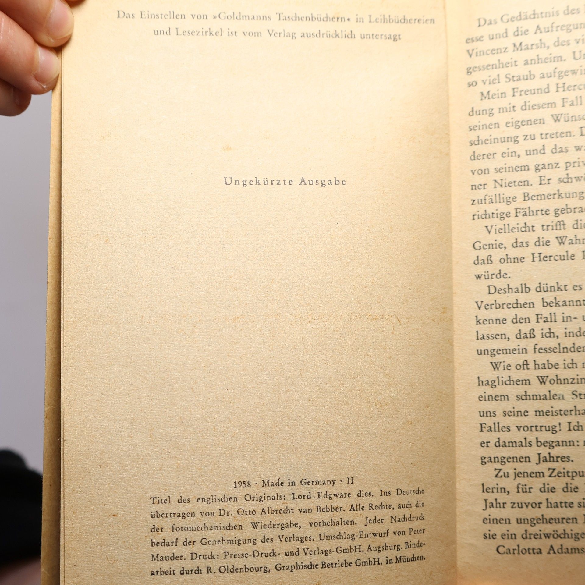 Agatha Christie 13 bei Tisch