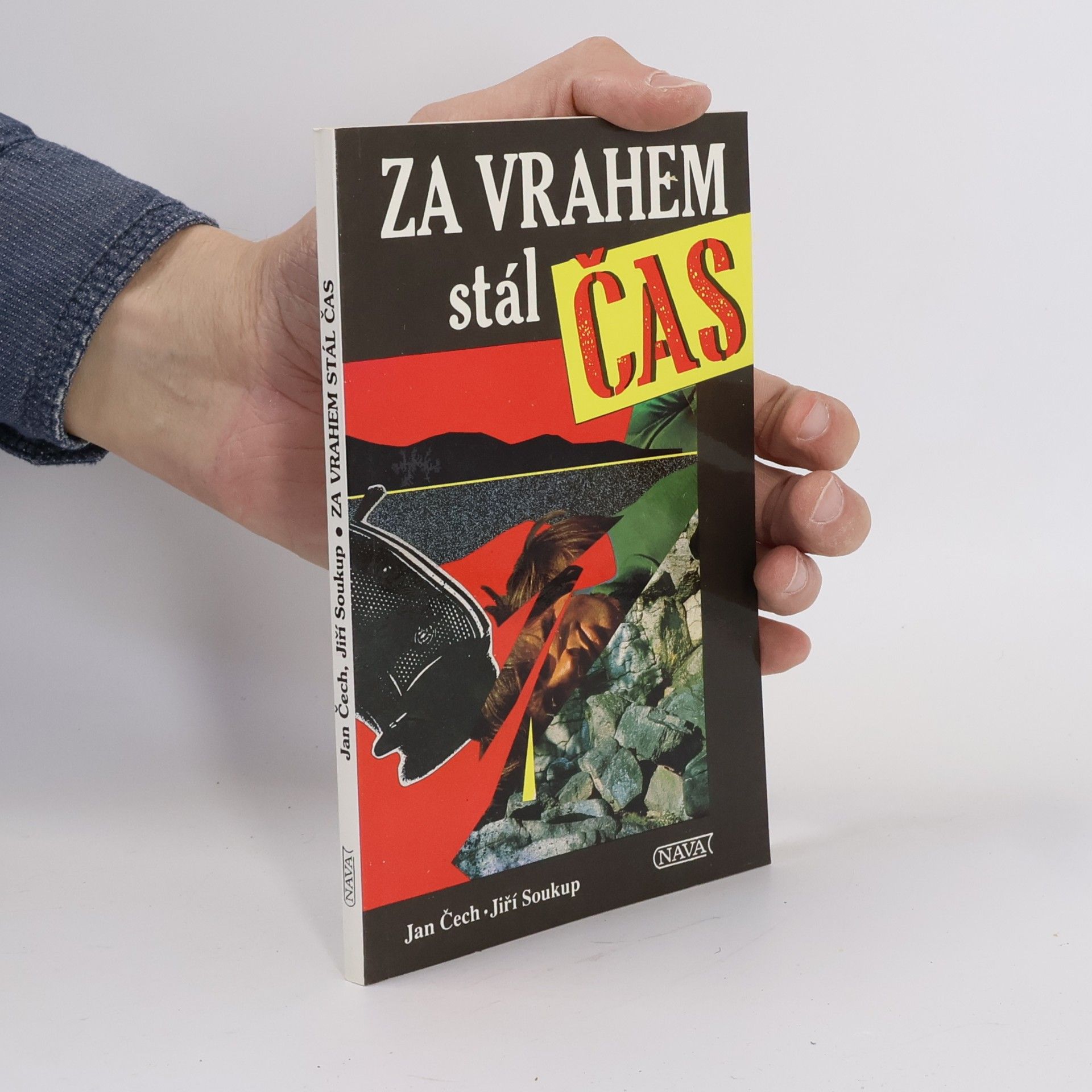 Za vrahem stál čas