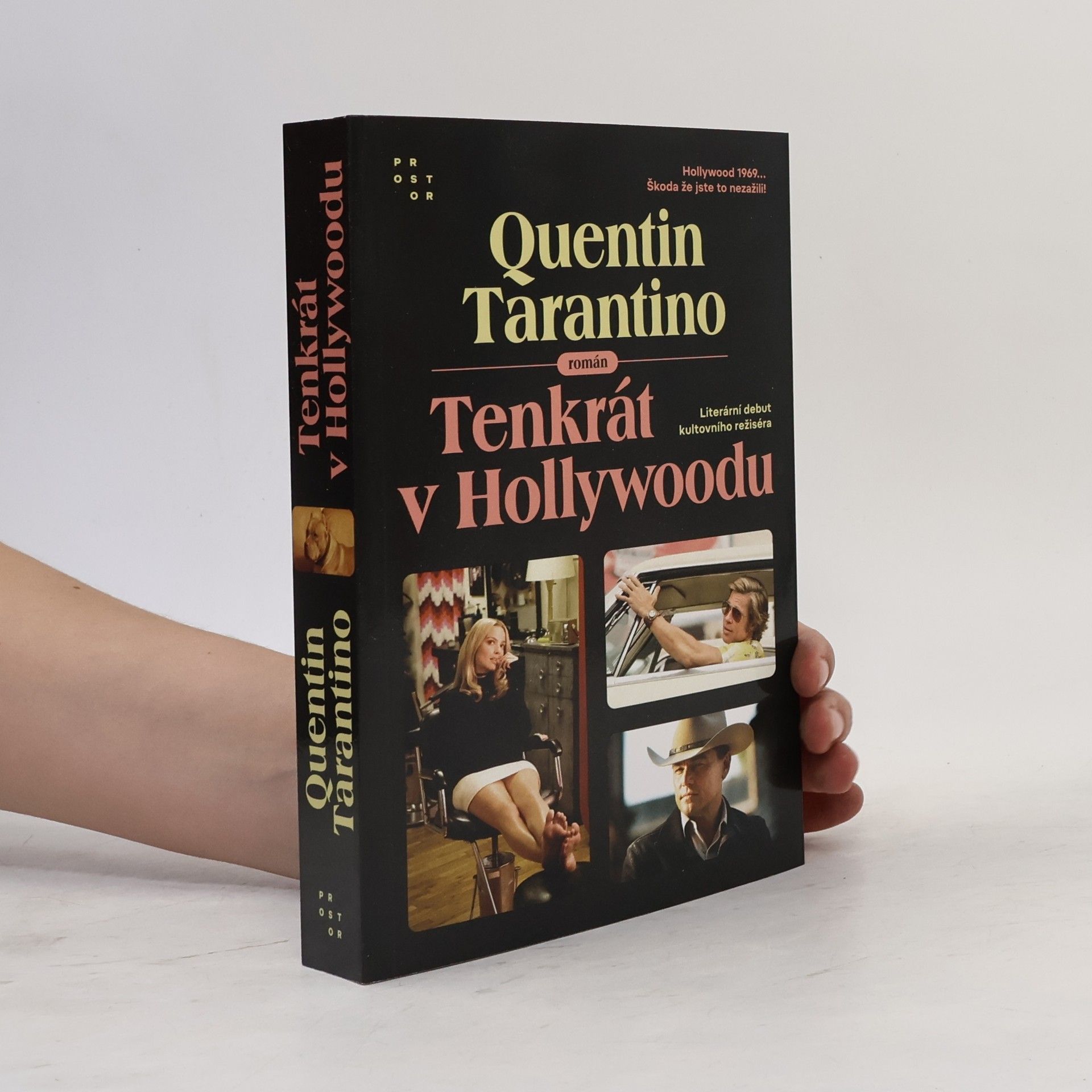 Quentin Tarantino Tenkrát v Hollywoodu : román