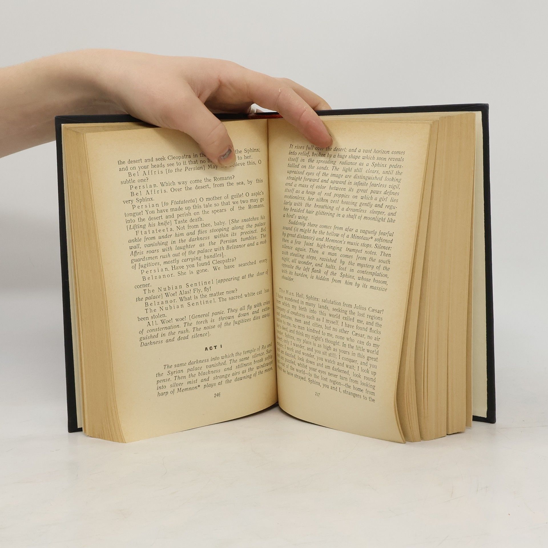 George Bernard Shaw Selected Works - Selection From Criticisms.
