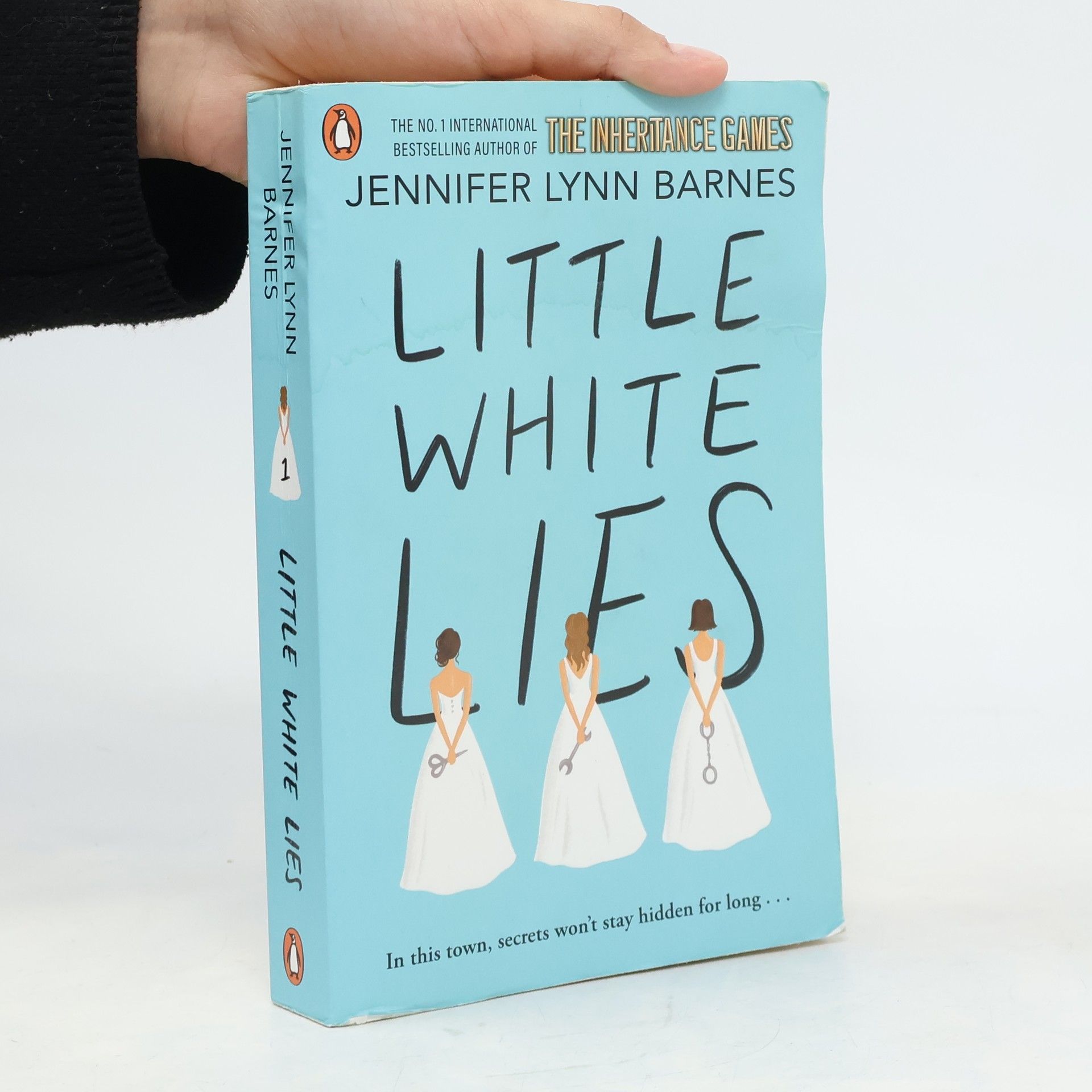 Jennifer Lynn Barnes Little White Lies