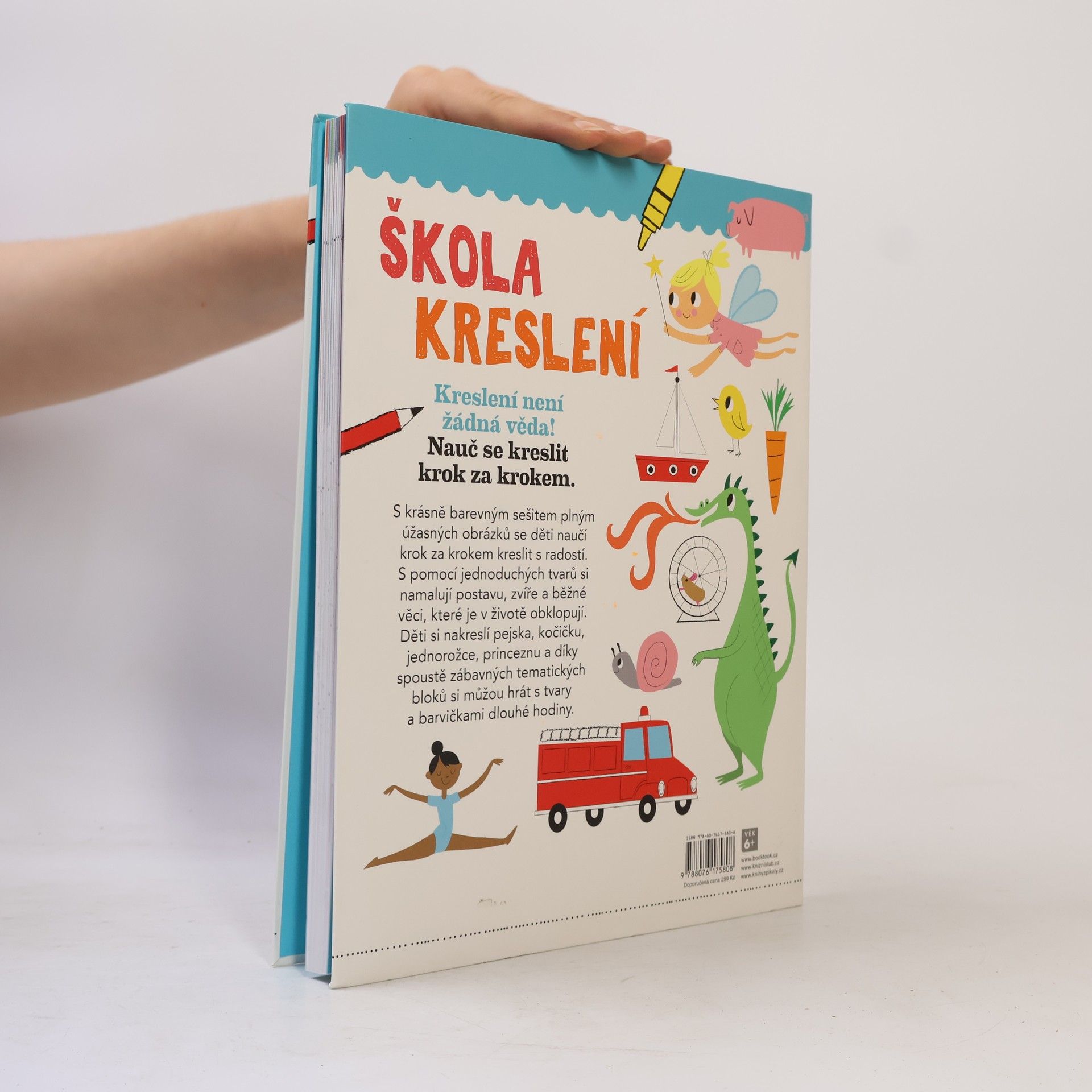 Nila Aye Škola kreslení