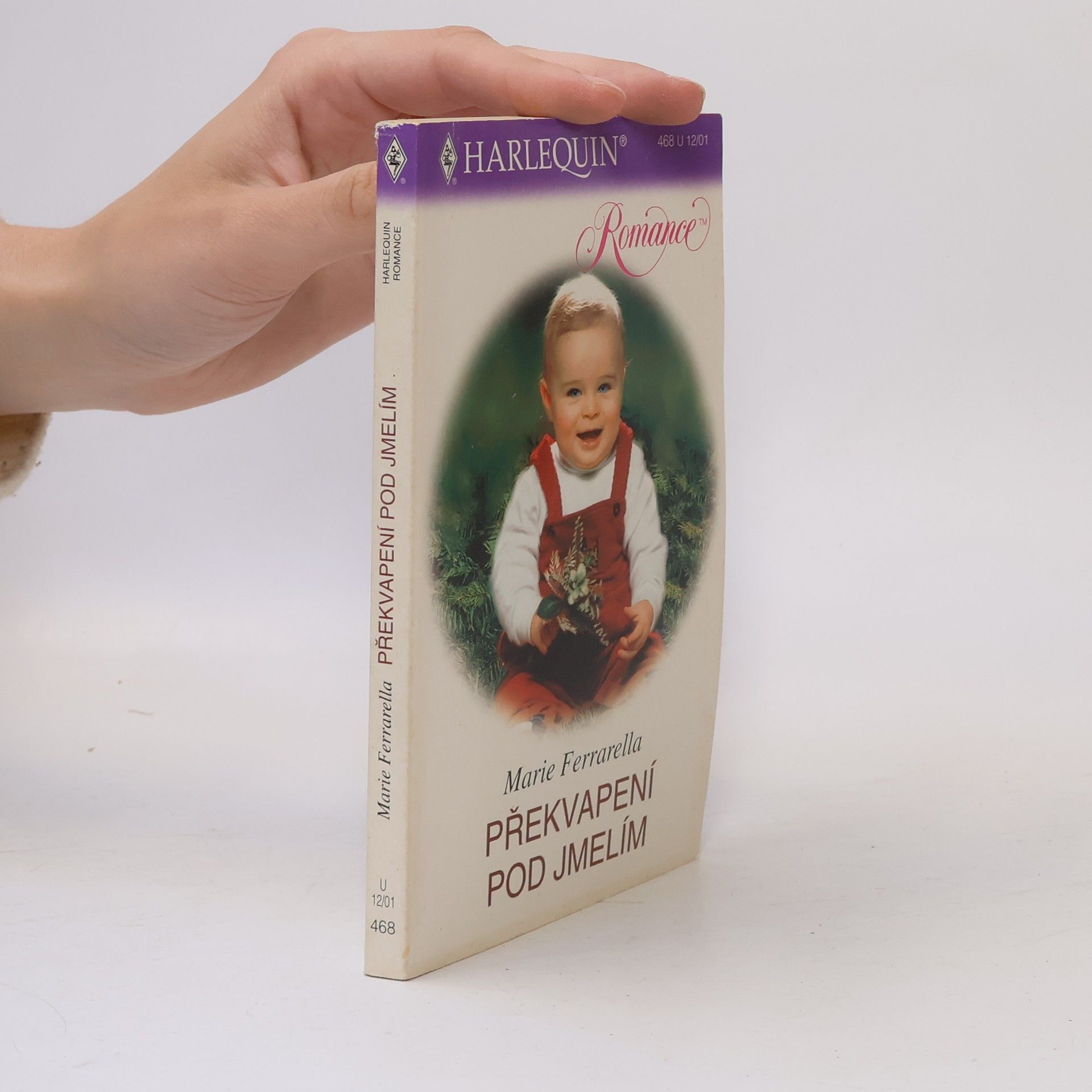 Marie Rydzynski-Ferrarella Překvapení pod jmelím 468