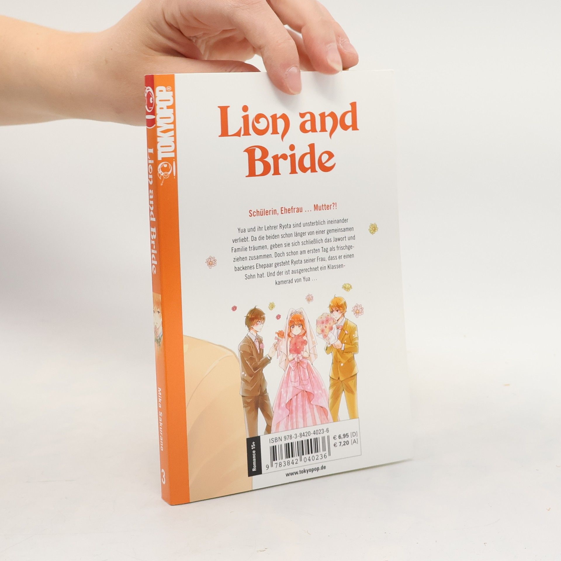 Mika Sakurano Lion and Bride 3