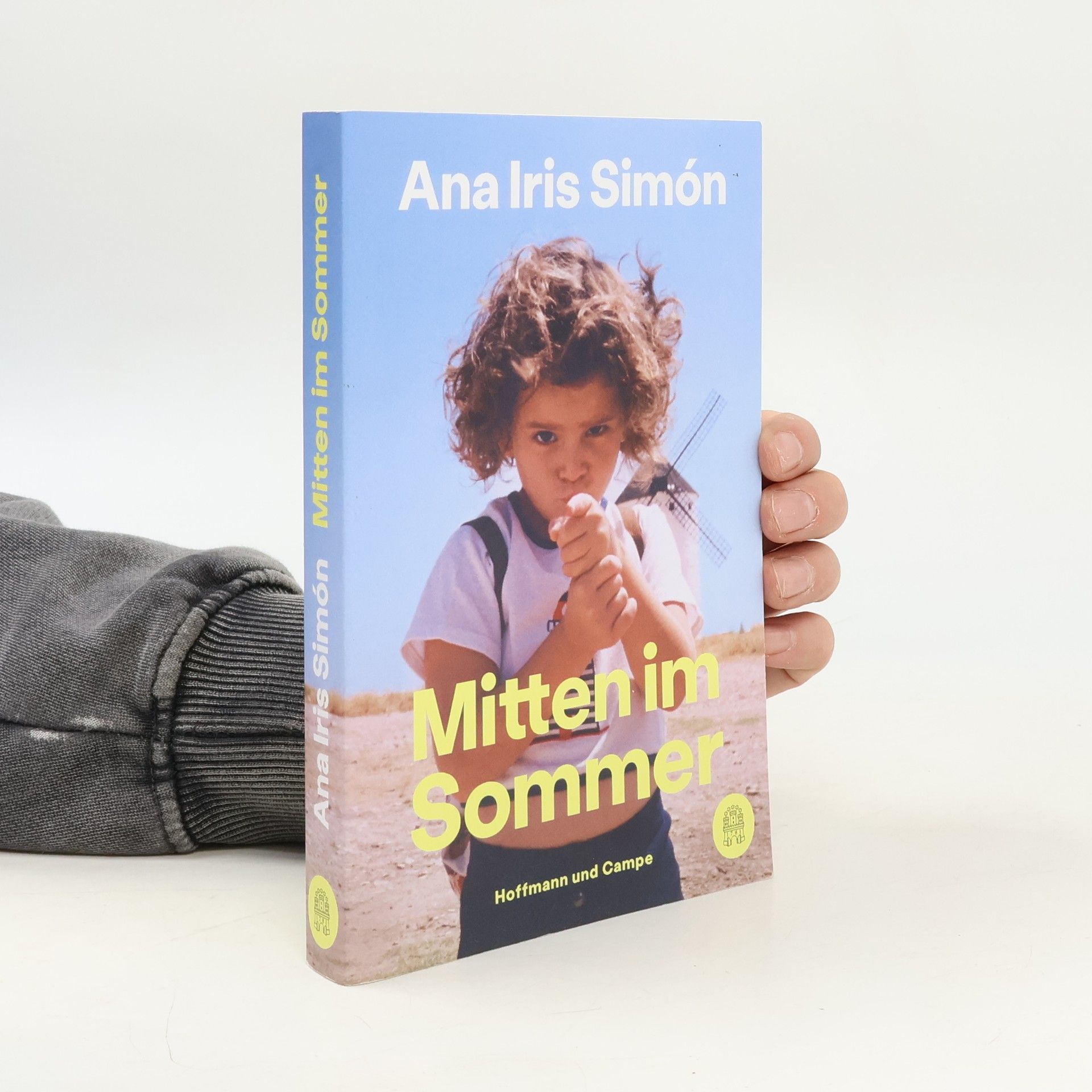 Ana Iris Simón Mitten im Sommer