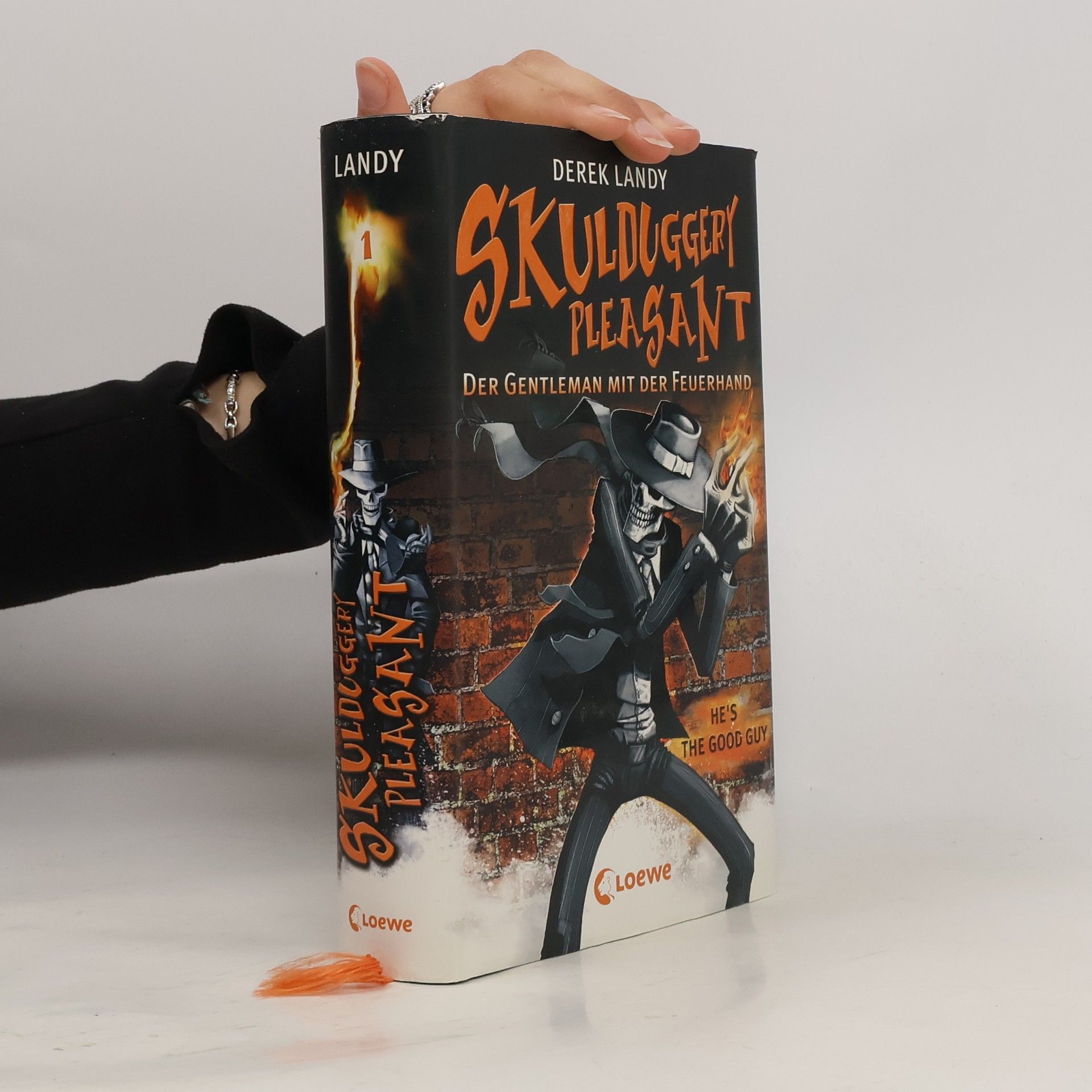 Derek Landy Skulduggery Pleasant: Der Gentleman mit der Feuerhand