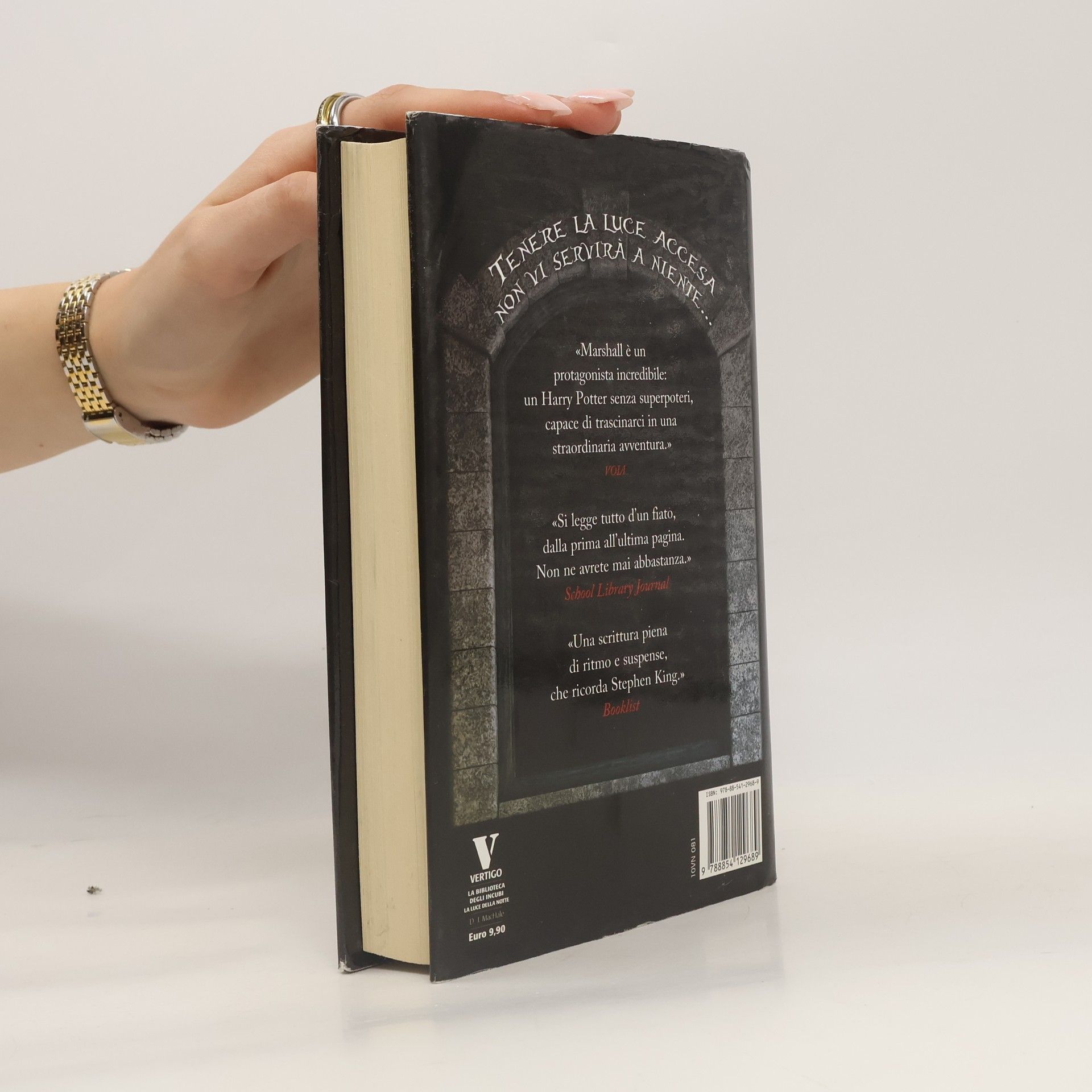 D. J. MacHale La luce della notte. La biblioteca degli incubi