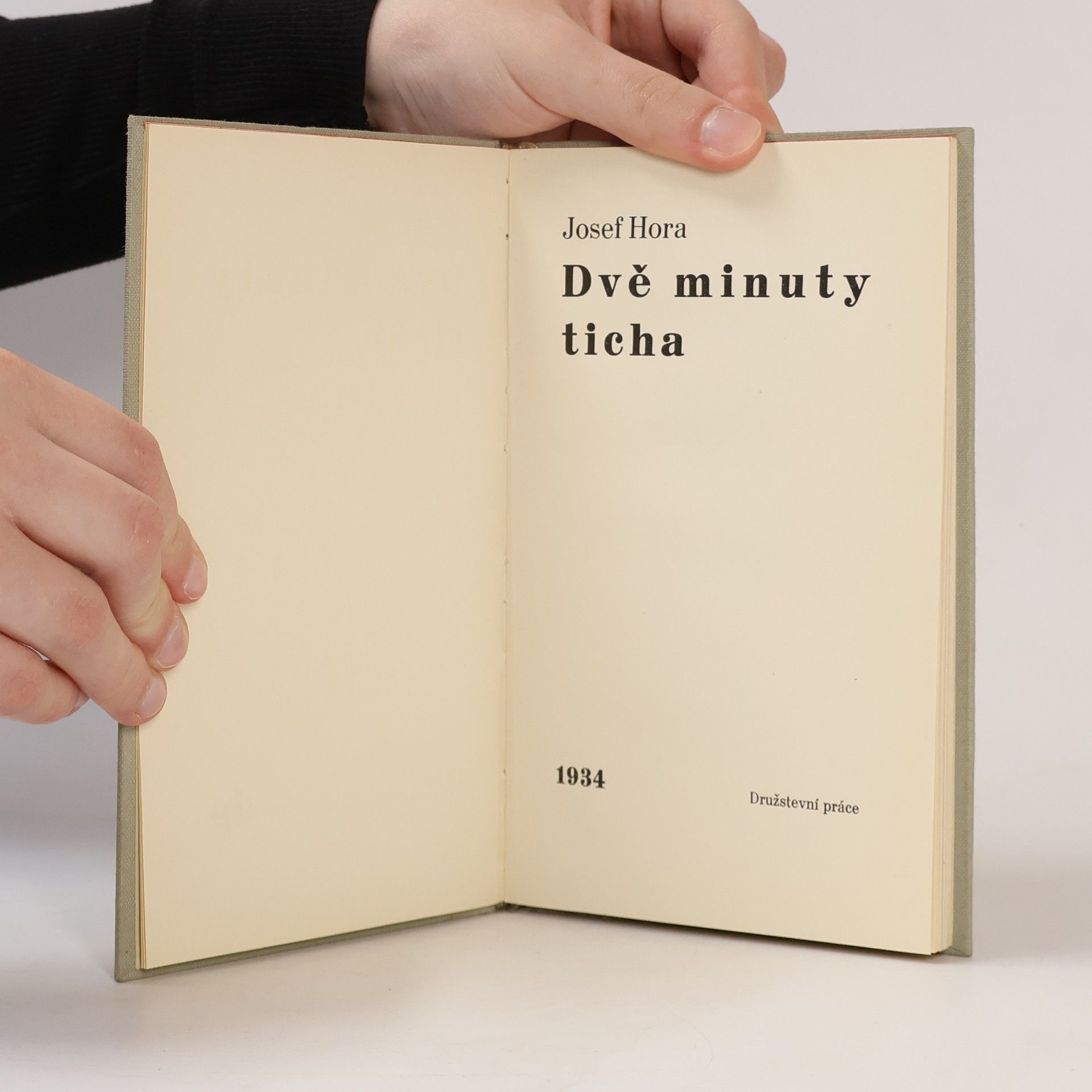 Josef Hora Dvě minuty ticha