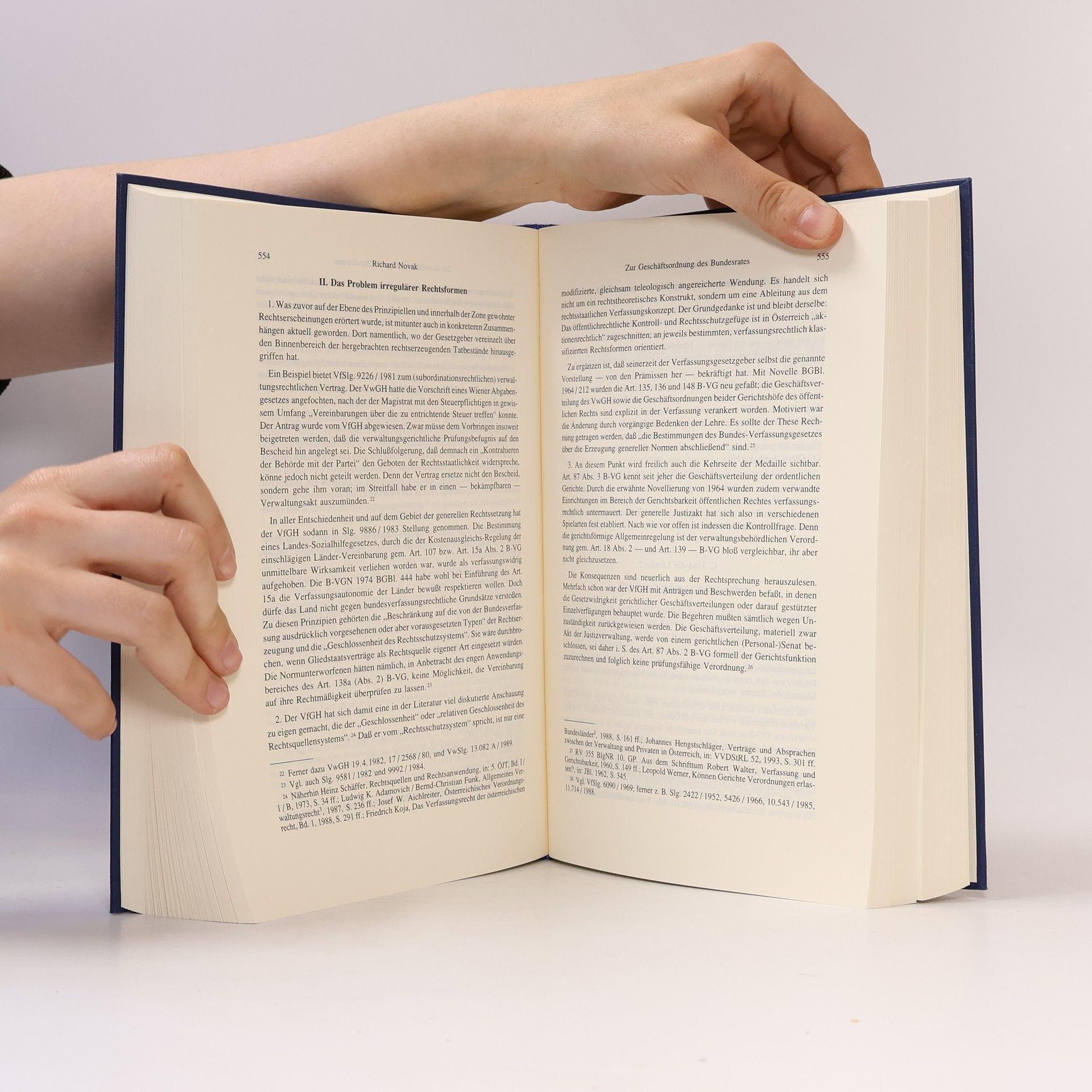 Autorenkollektiv Für Staat und Recht