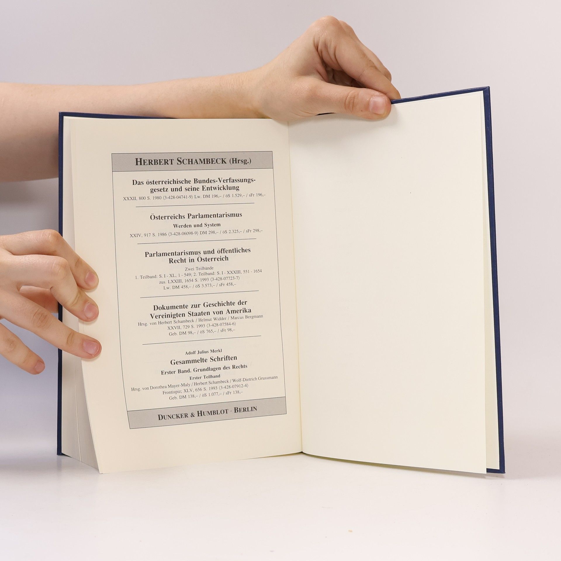 Autorenkollektiv Für Staat und Recht
