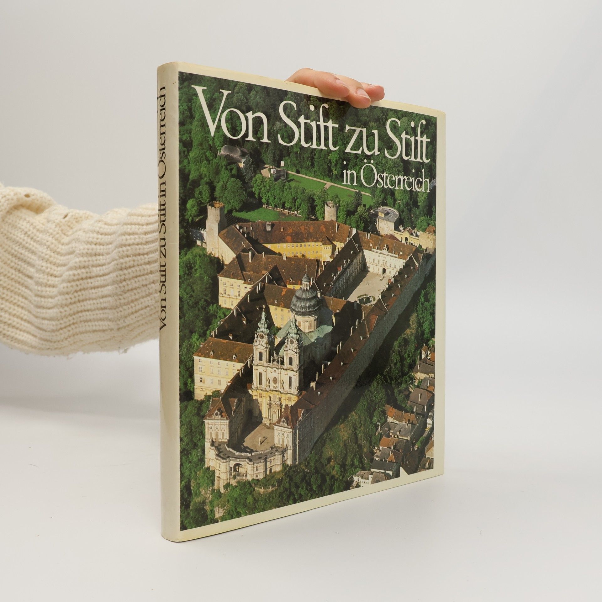 Gerhart Stenzel Von Stift zu Stift in Österreich