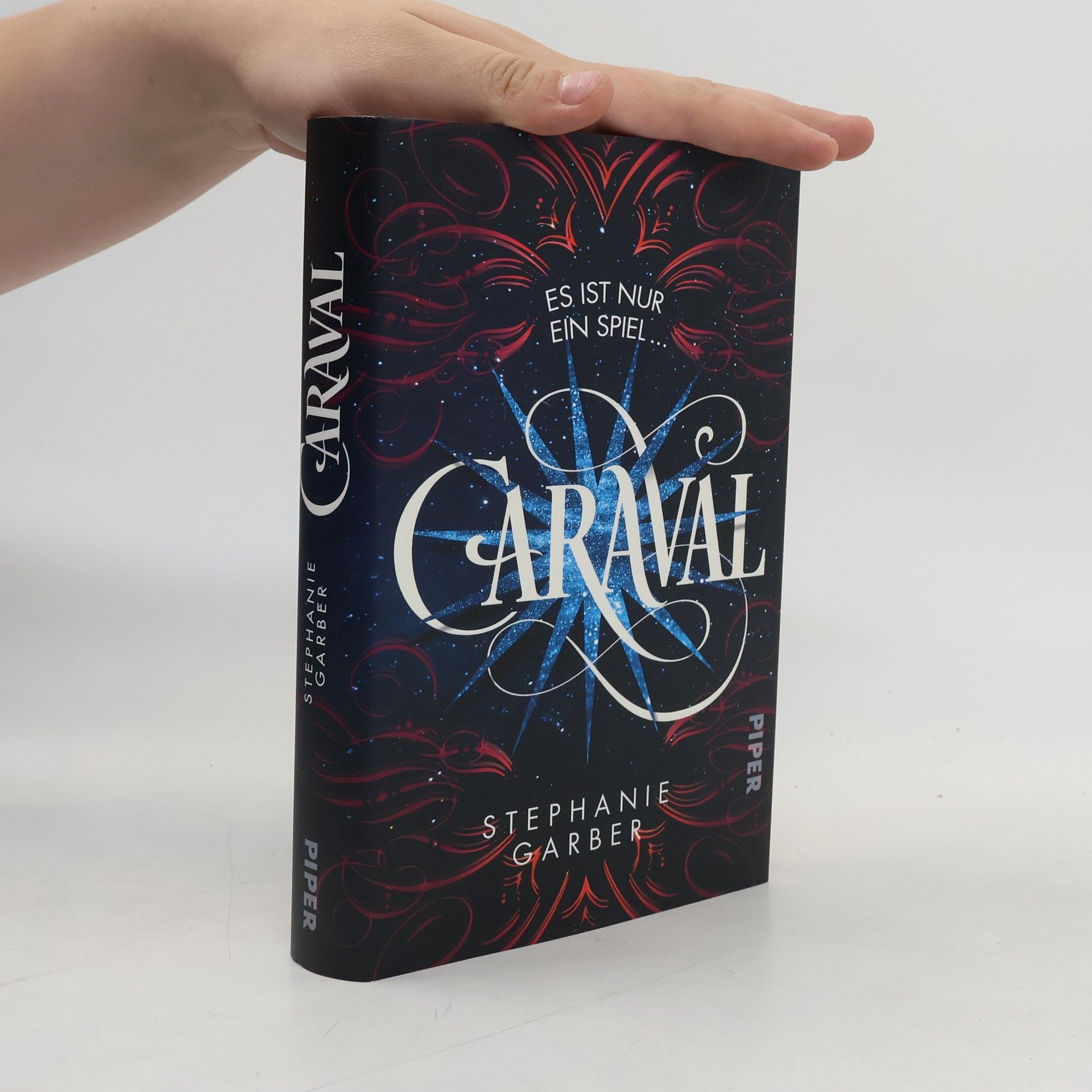 Stephanie Garber Caraval 1