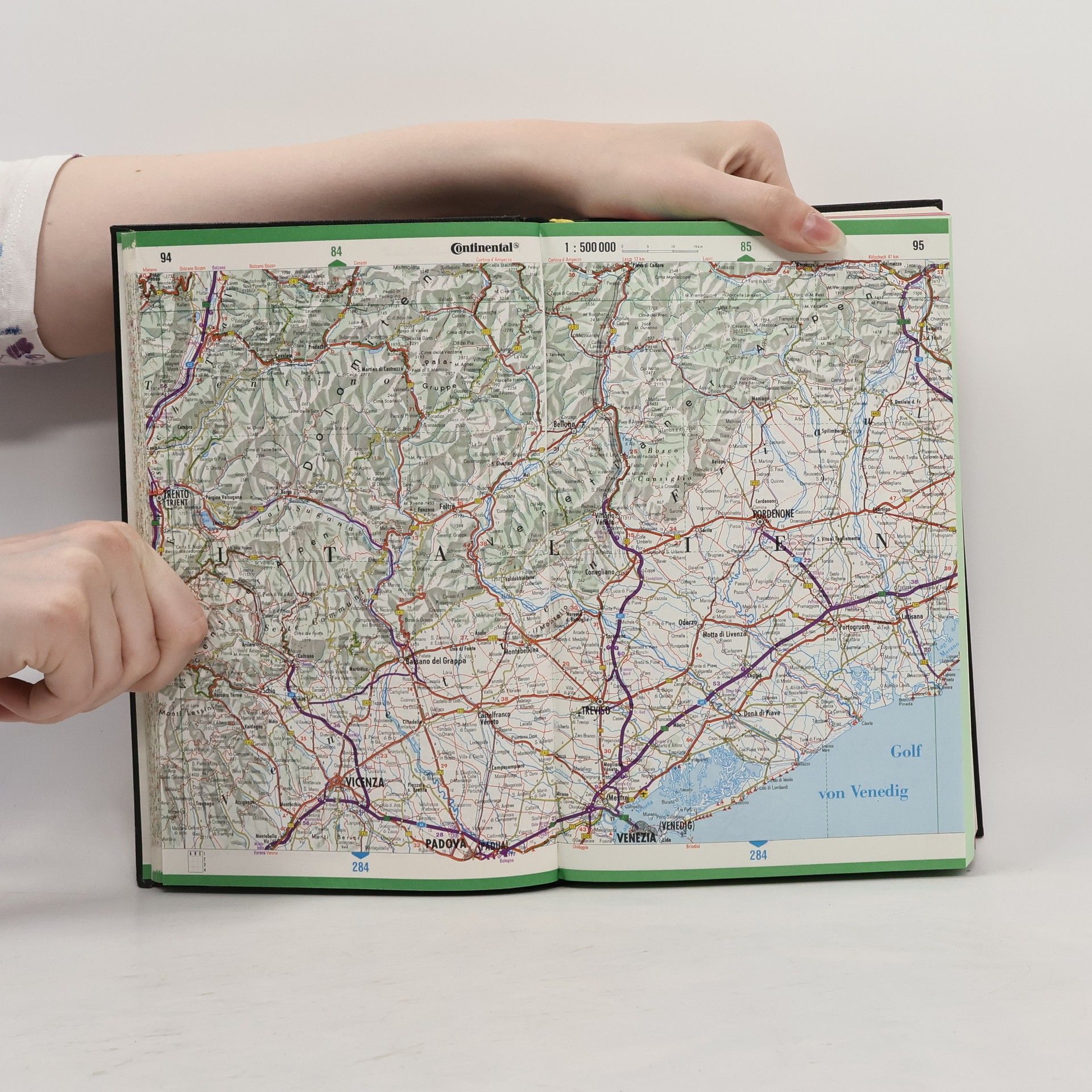 Collectif d'auteurs Der große Conti-Auto-Atlas