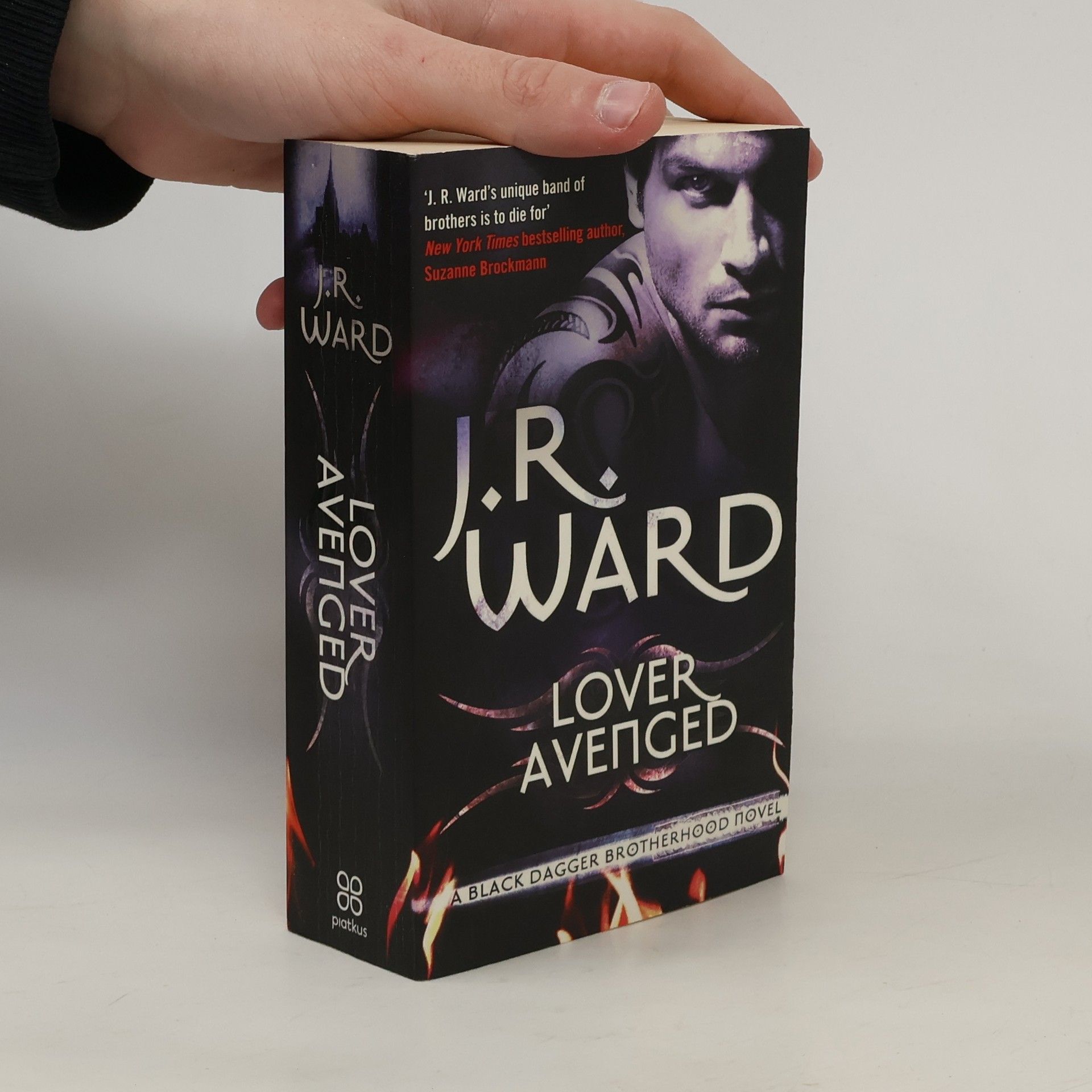 J. R. Ward Black Dagger Brotherhood - 7: Lover Avenged