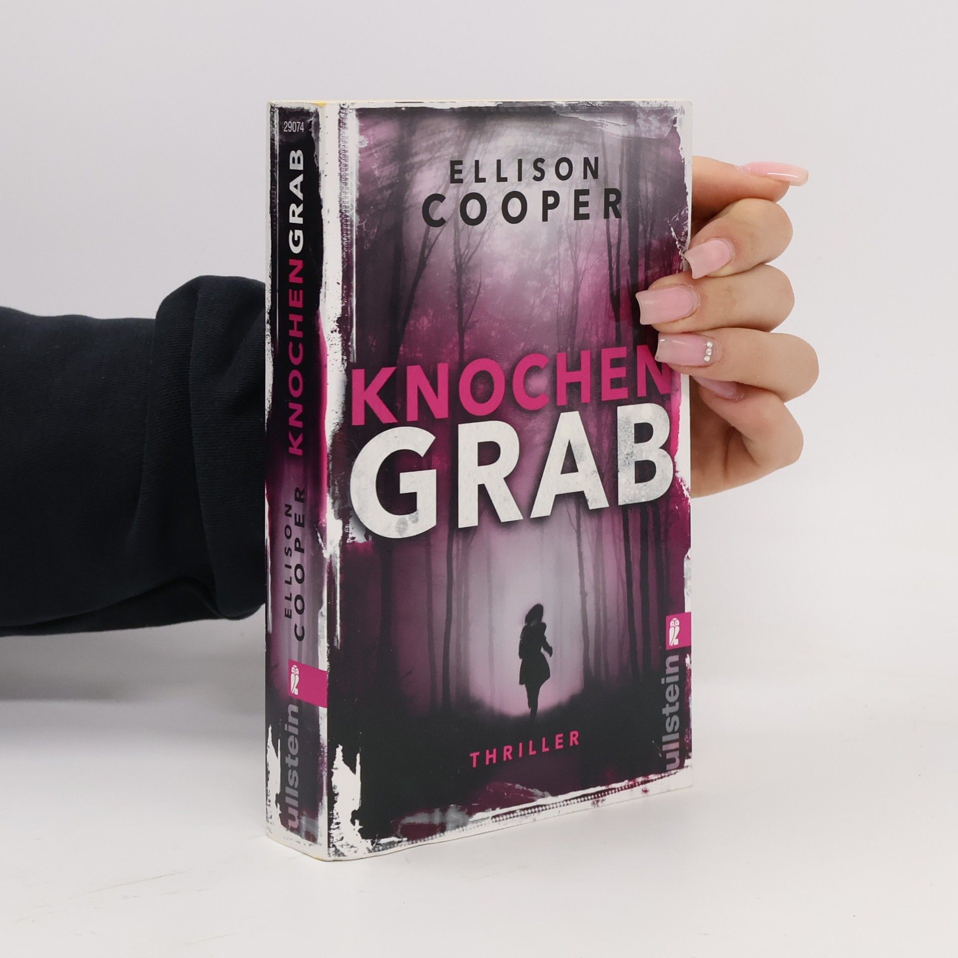 Ellison Cooper Knochengrab
