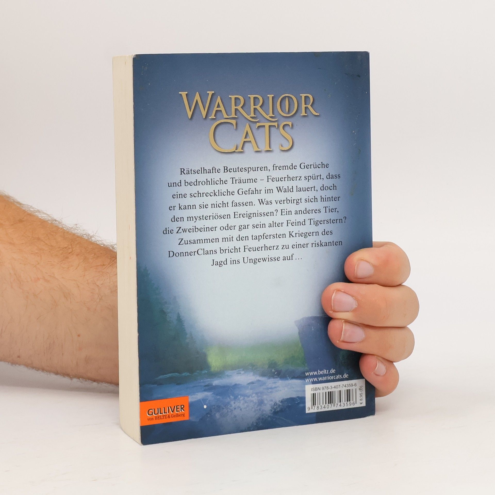 Erin Hunter Warrior Cats. Gefährliche Spuren