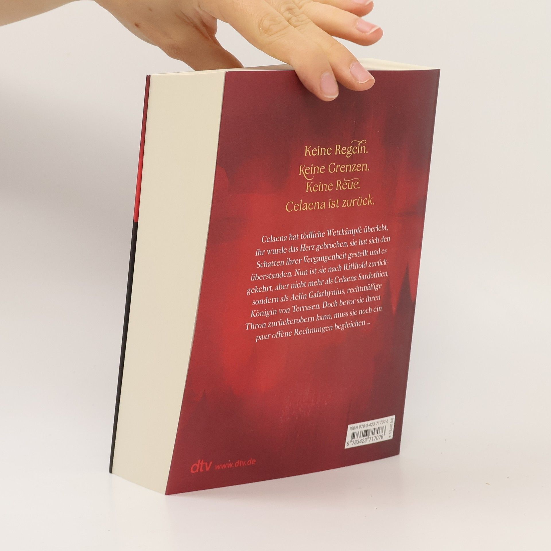 Sarah J. Maas Königin der Finsternis