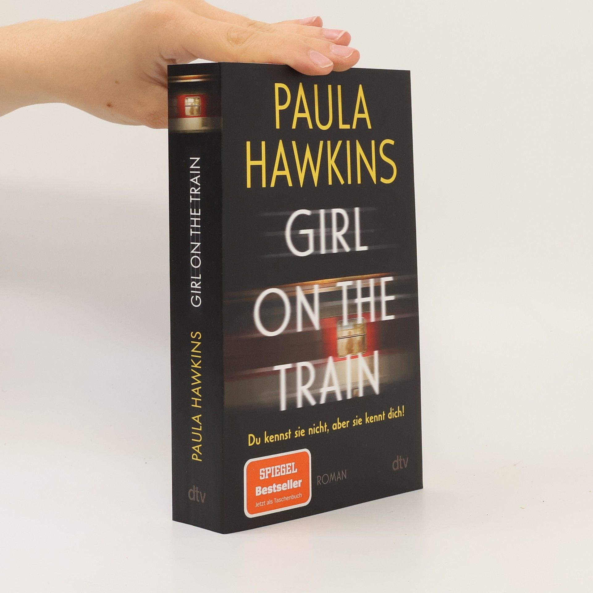 Paula Hawkins Girl on the Train