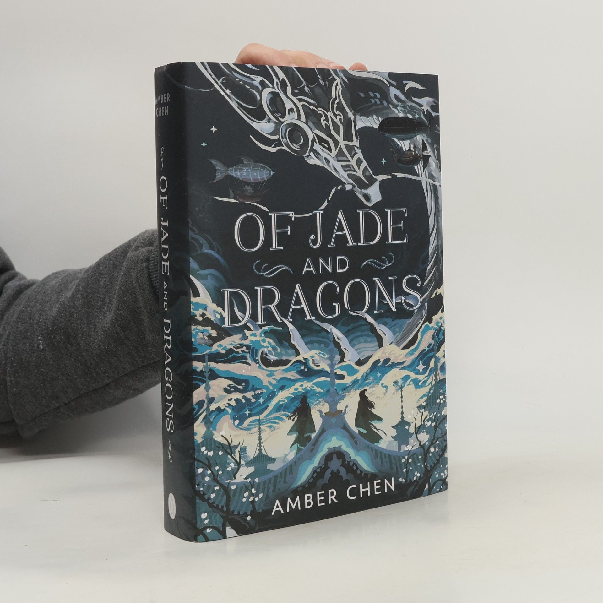 Chen Amber Of Jade and Dragons