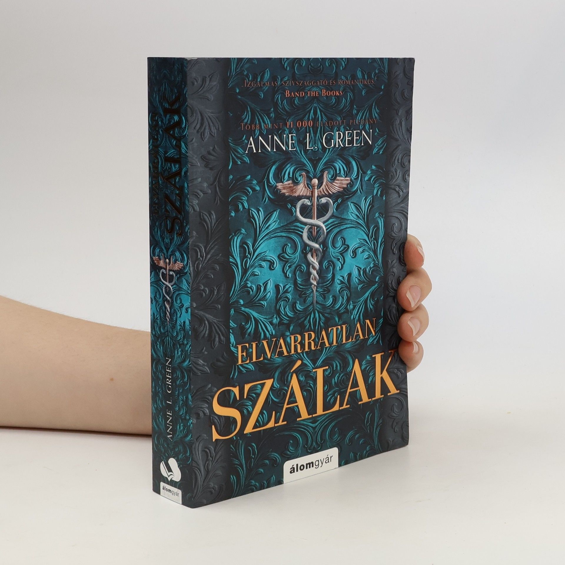 Anne L. Green Elvarratlan szálak