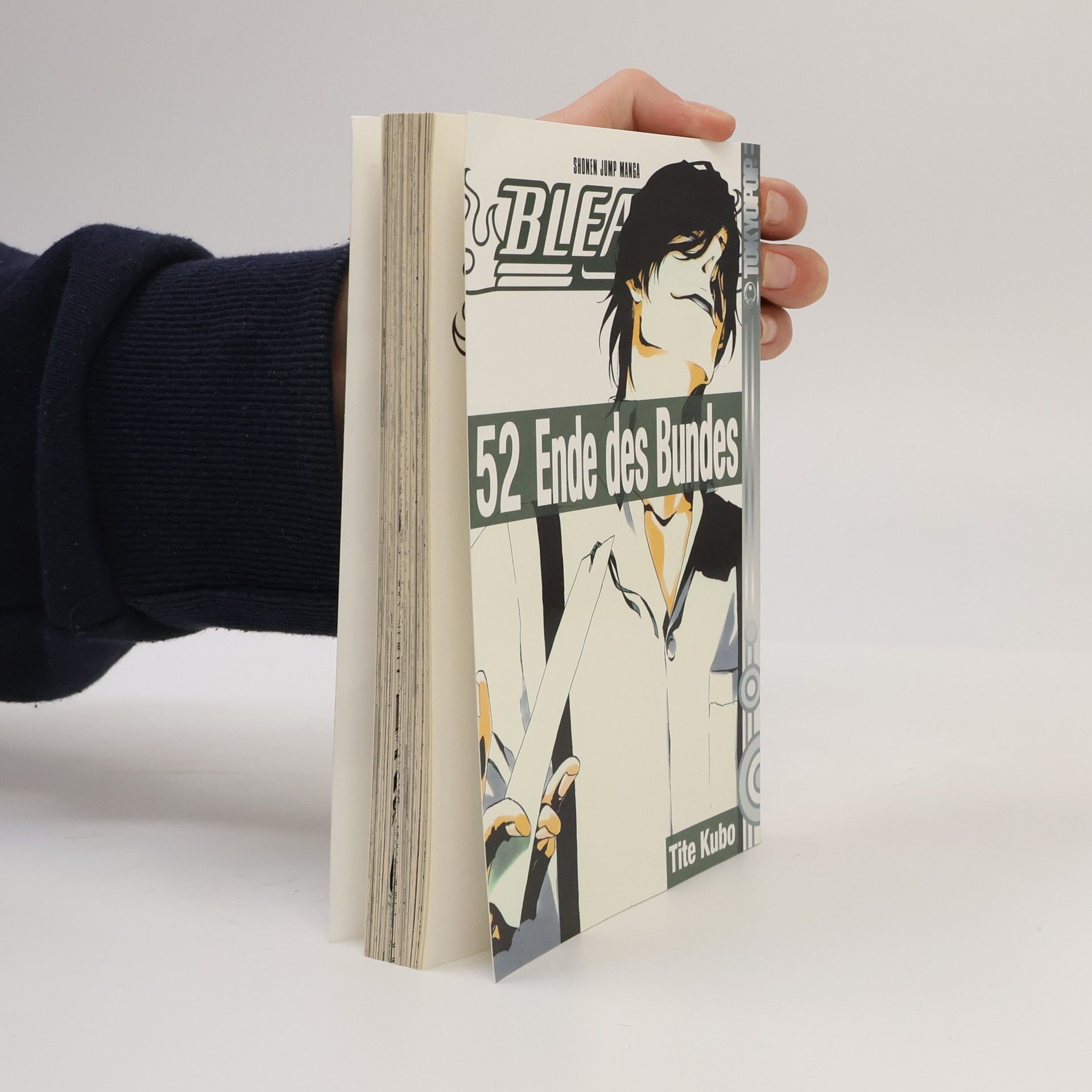 Tite Kubo Bleach 52