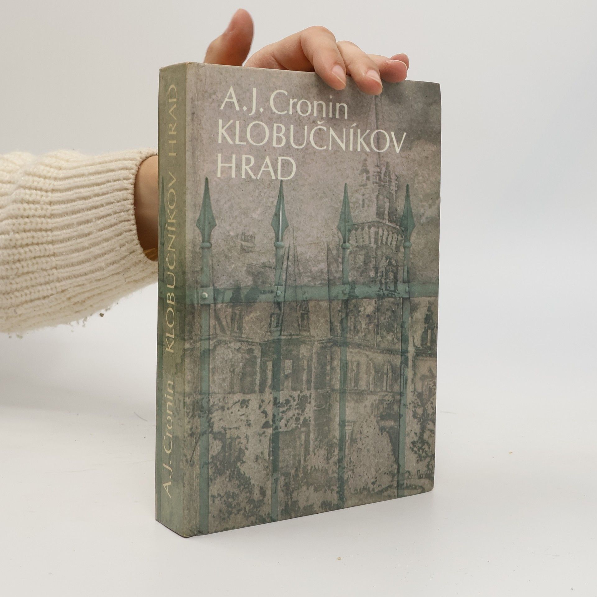 A. J. Cronin Klobučníkov hrad