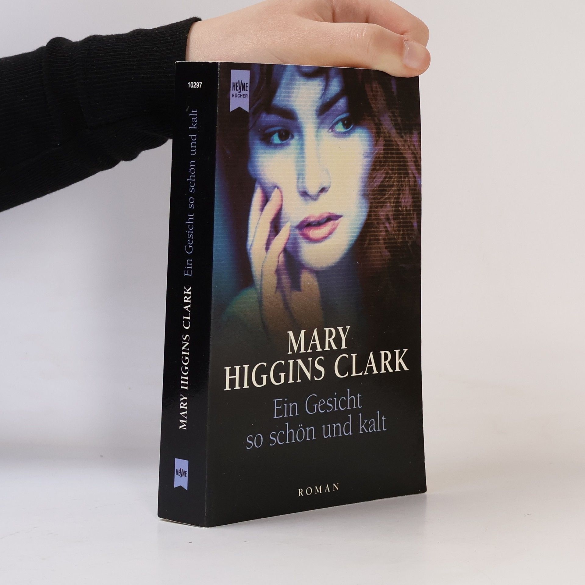Mary Higgins Clark Ein Gesicht so schön und kalt