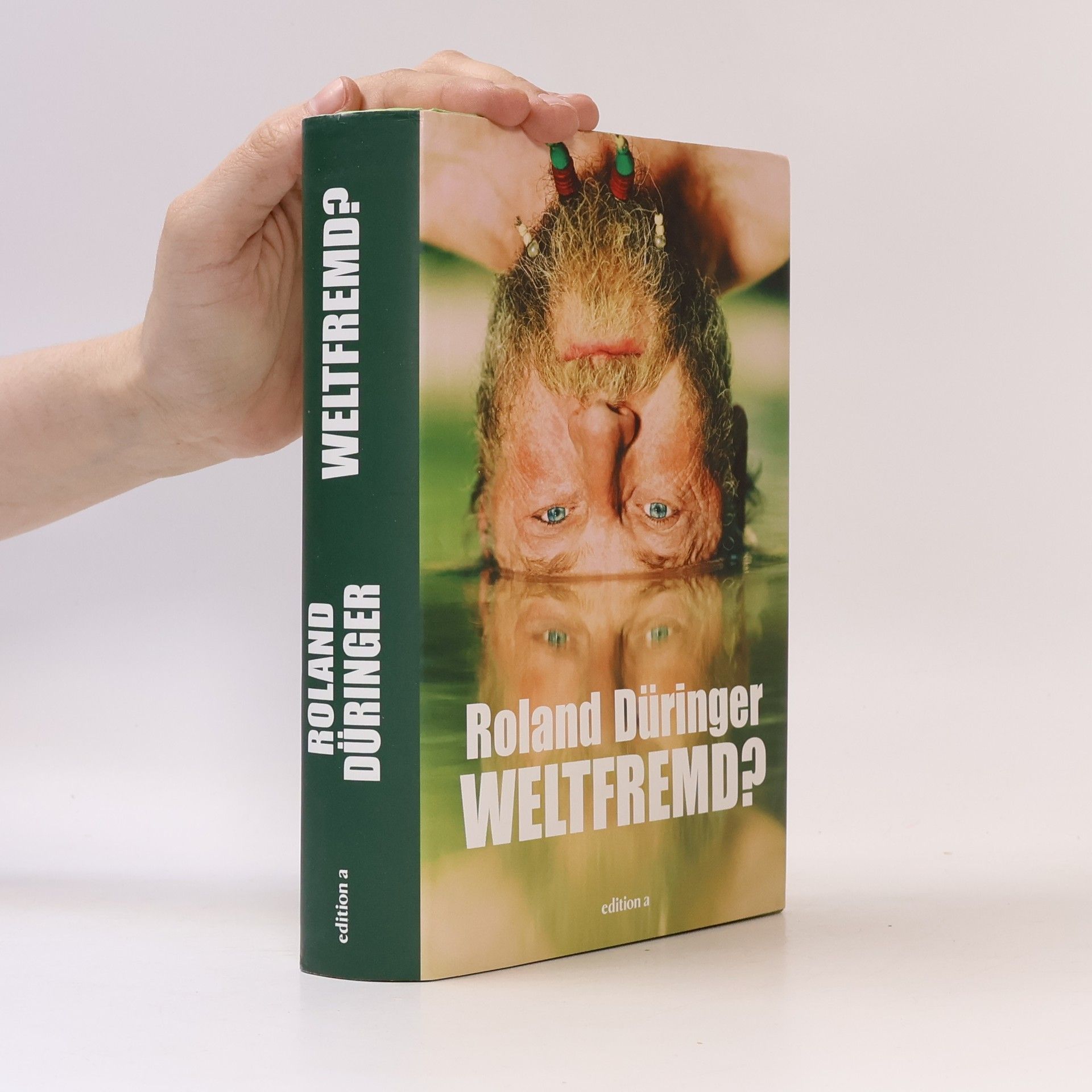 Weltfremd?