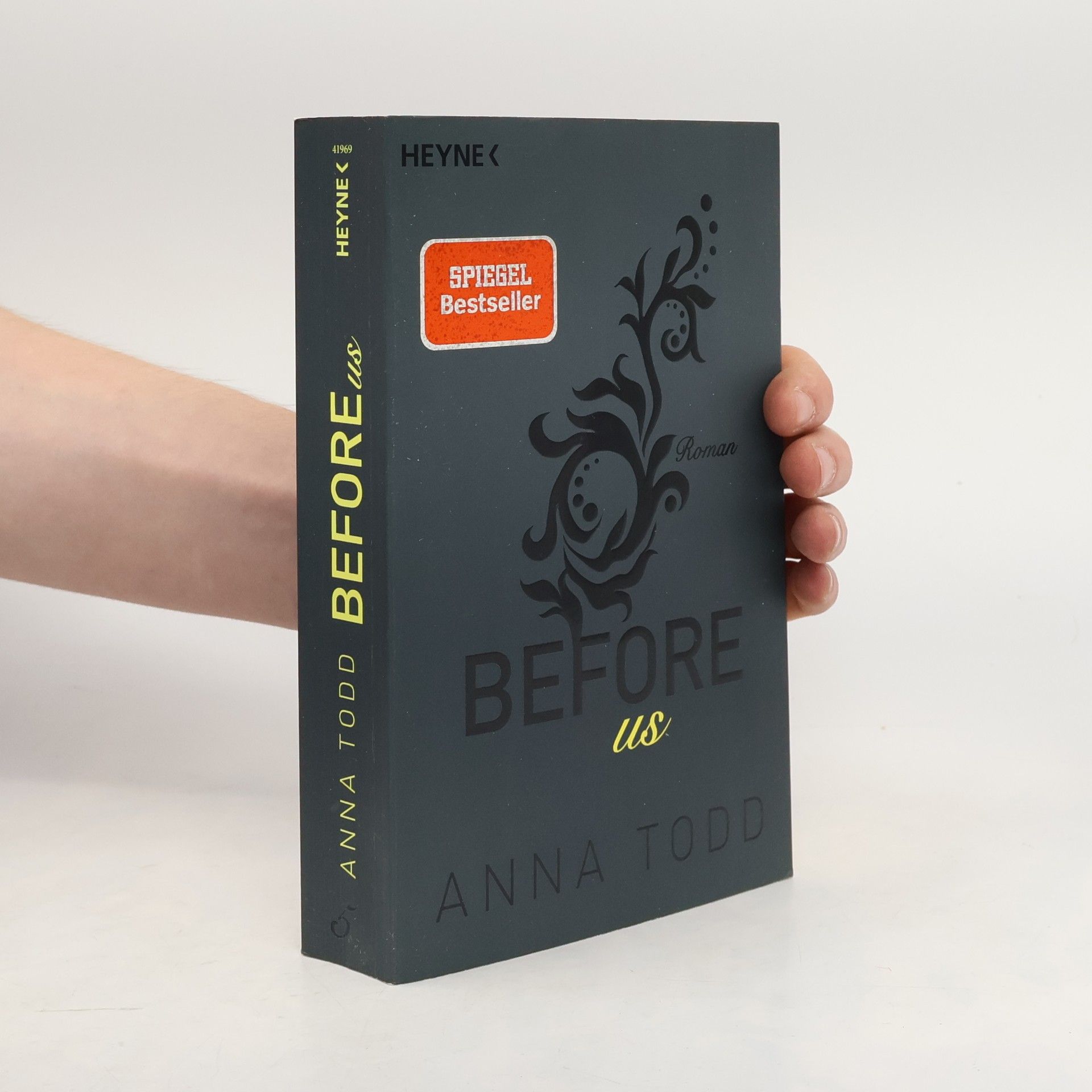 Anna Todd After 5. Before Us