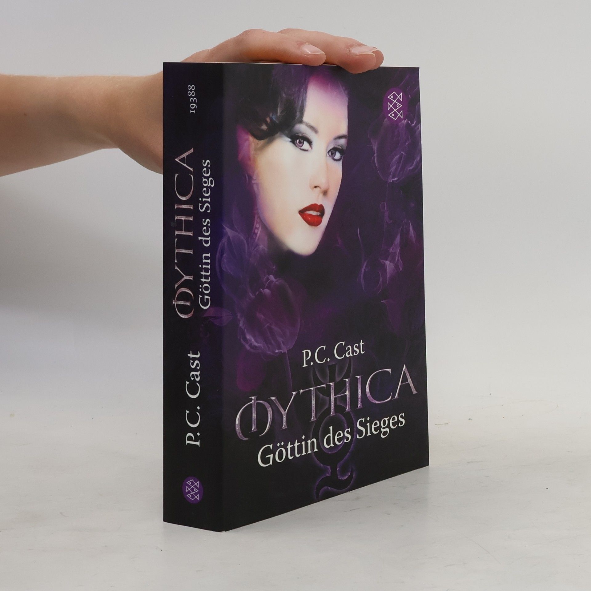 Phyllis Christine Cast Mythica. Göttin des Sieges